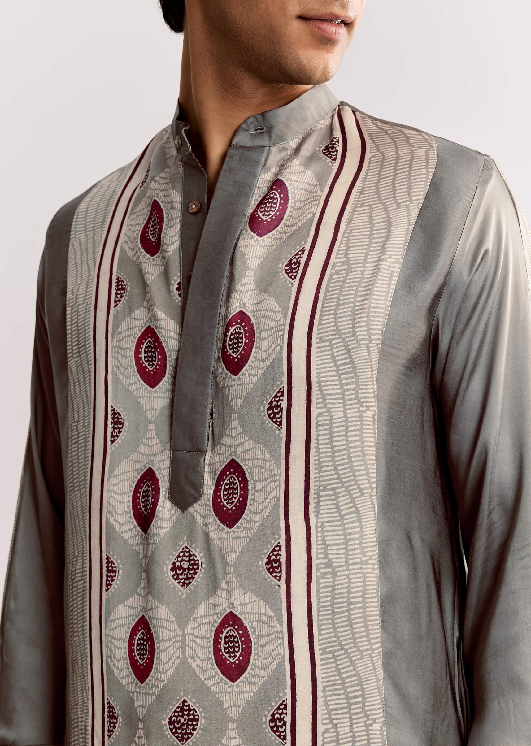 Ajrakh Printed Silk Kurta Set In Silk - Image 3