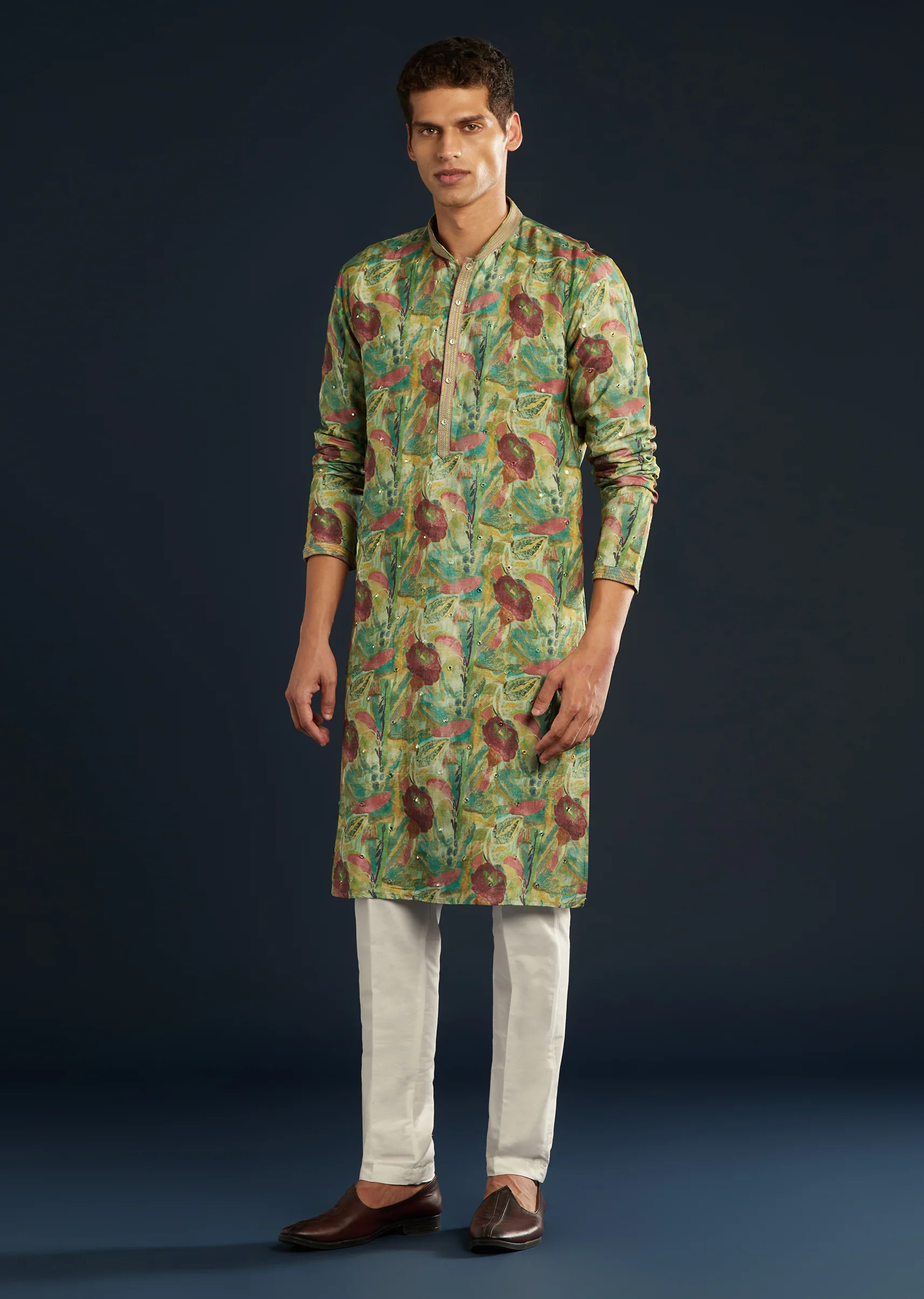 Artistic Green Festive Couple Set – Green Hand-Painted Cotton Saree For Her And Green Floral Silk Kurta Set For Him - Image 11