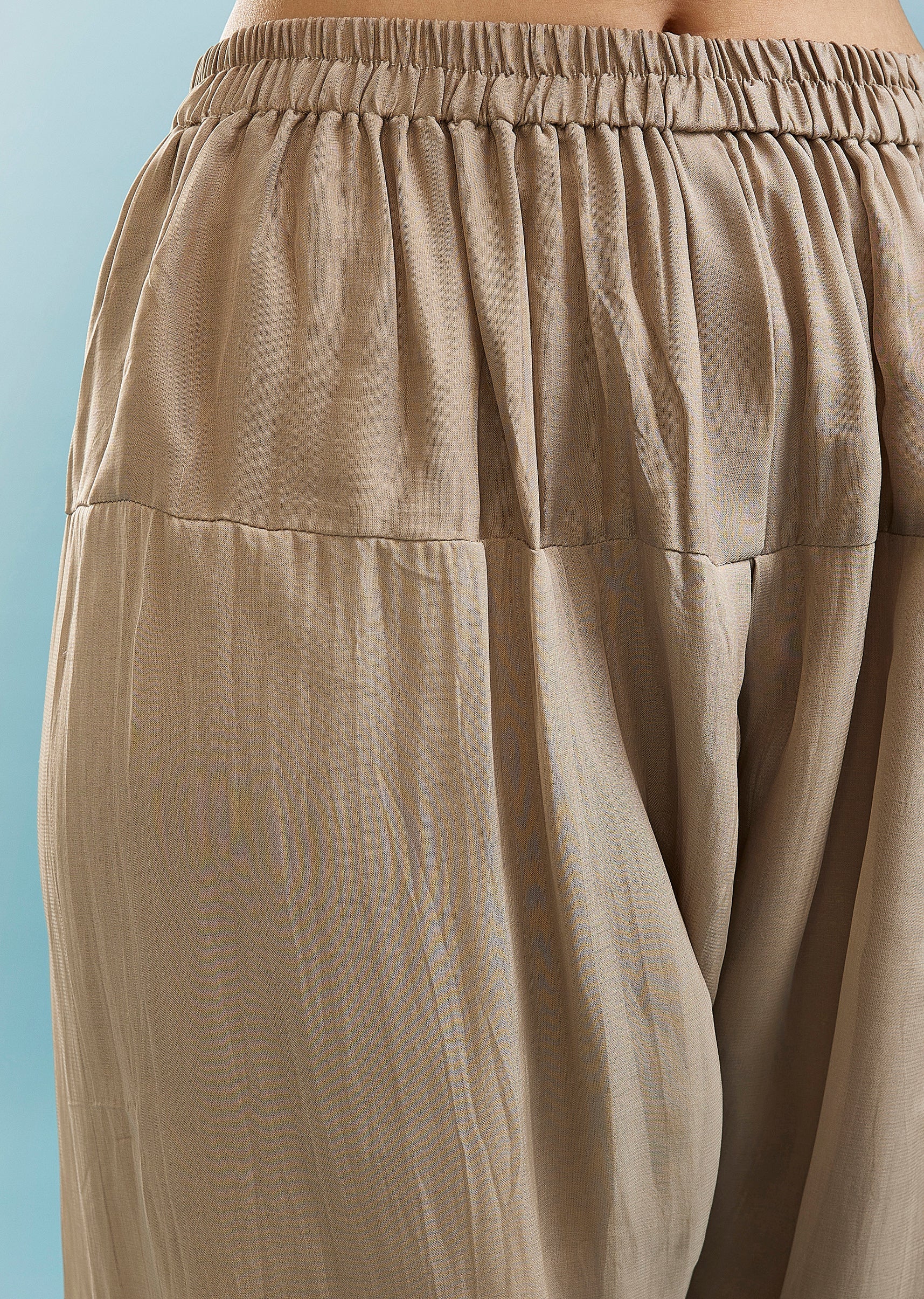 Beige Kurta Set With Gotta Patti And Patch Work - Image 6