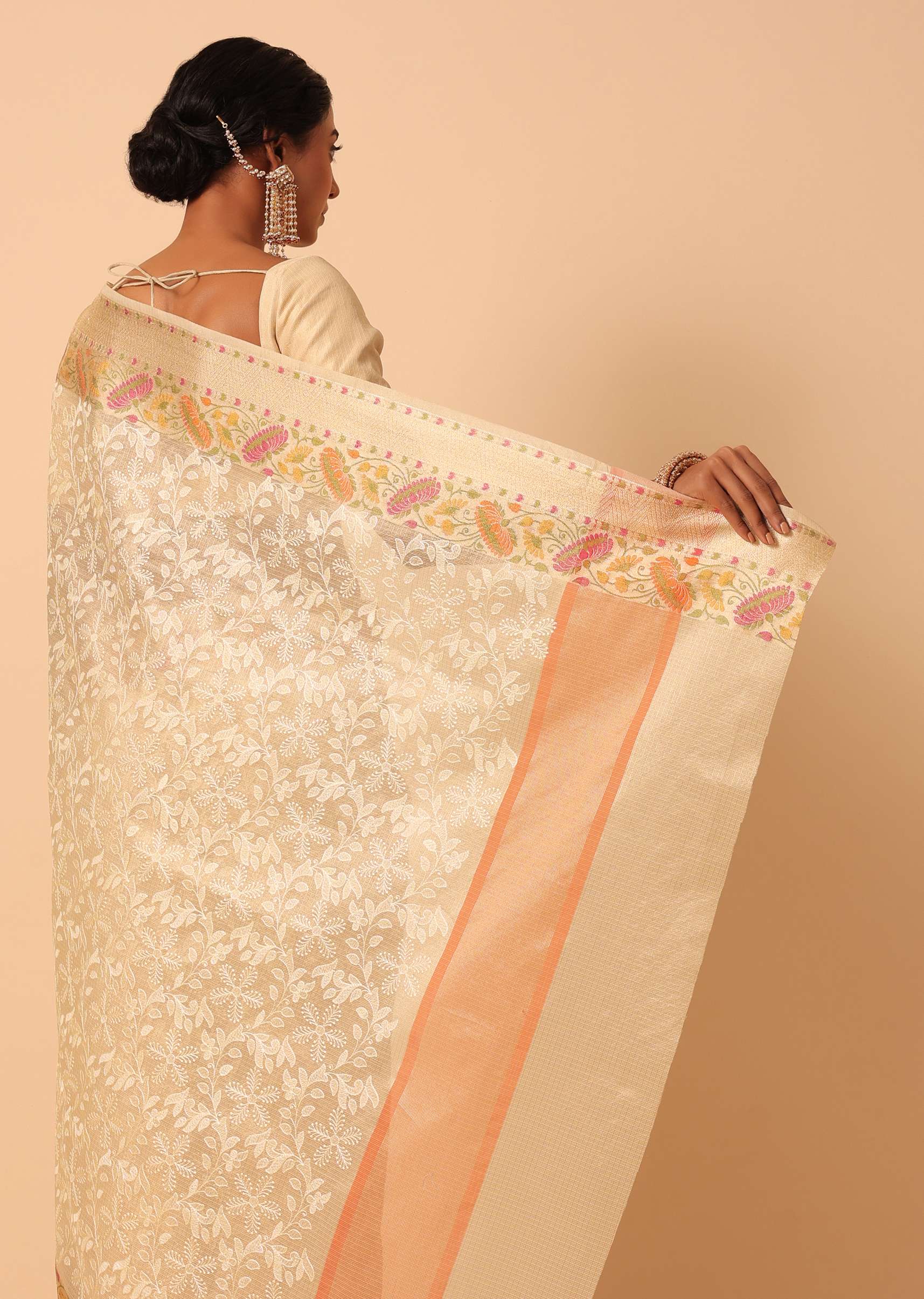 Beige Saree In Kora Silk With Floral Motif Multicolor Thread Work And Unstitched Blouse Piece - Image 6
