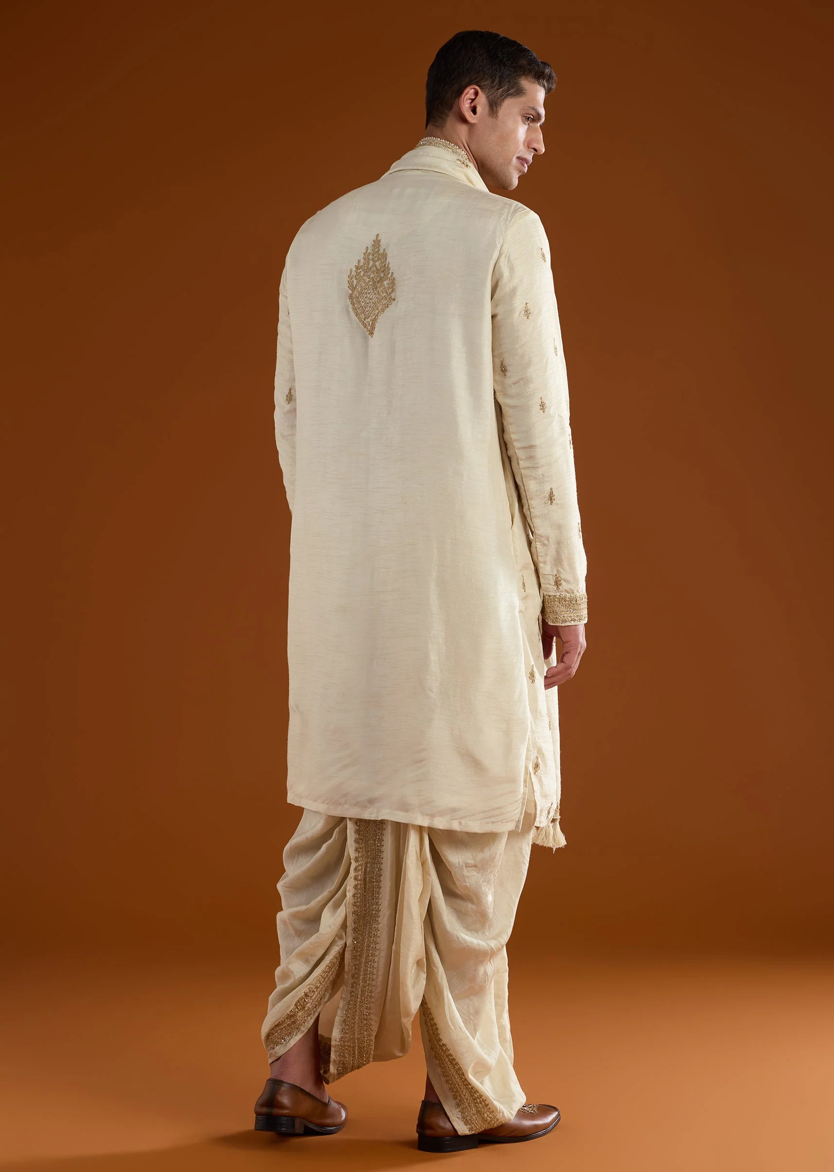Beige Silk Mens Kurta Set With Thread Zari And Dori Work - Image 5