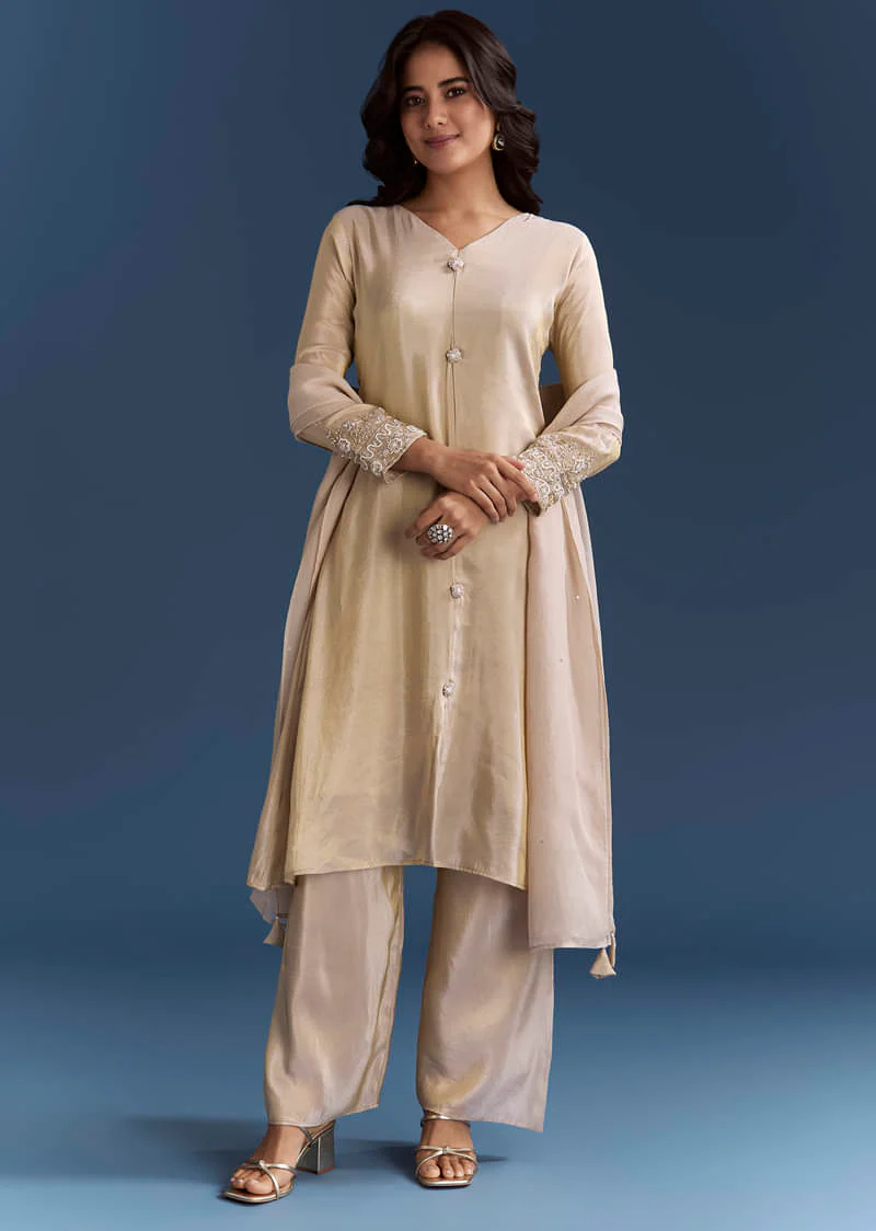 Beige Tissue Kurta Set With Organza Dupatta - Image 3