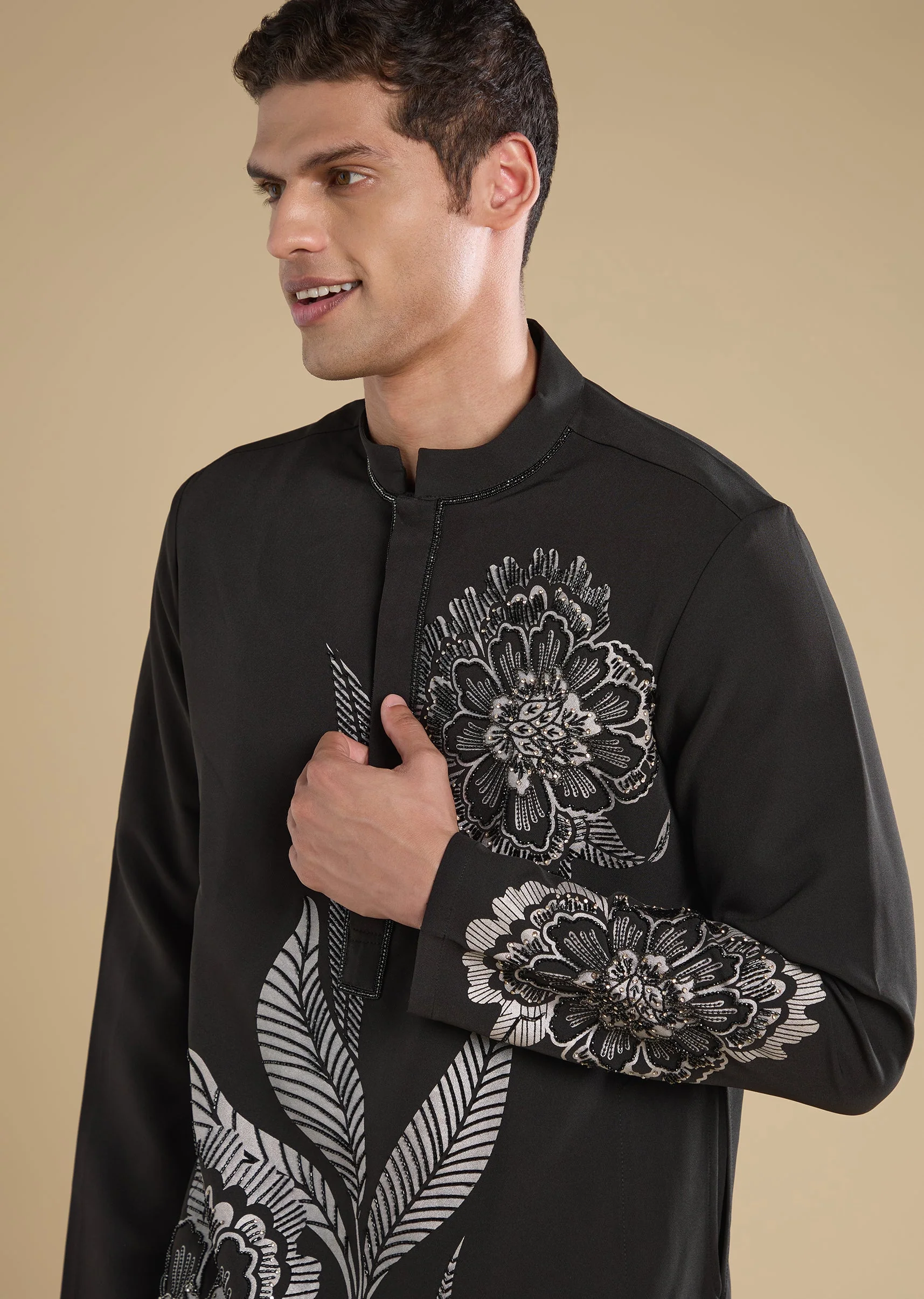 Black Embellished Kurta Set With Pants - Image 2