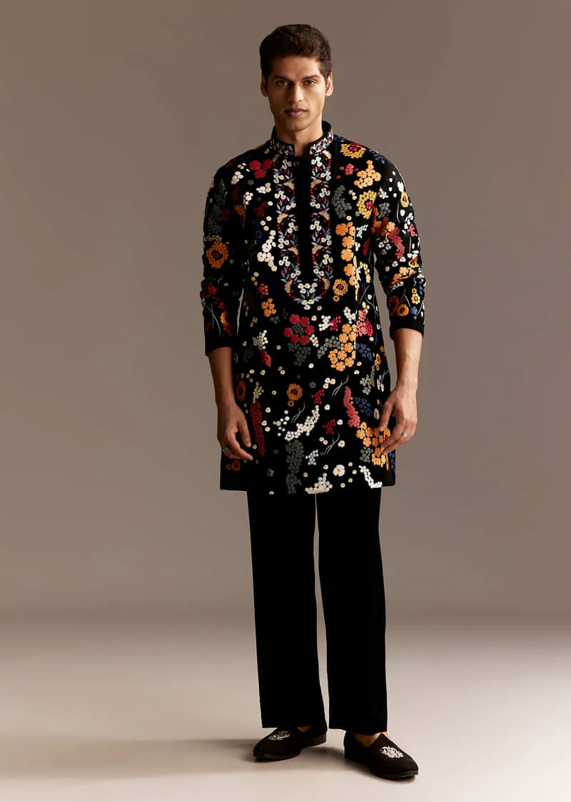 Black Embroidered Kurta Set With Palazzo Pants - Image 4