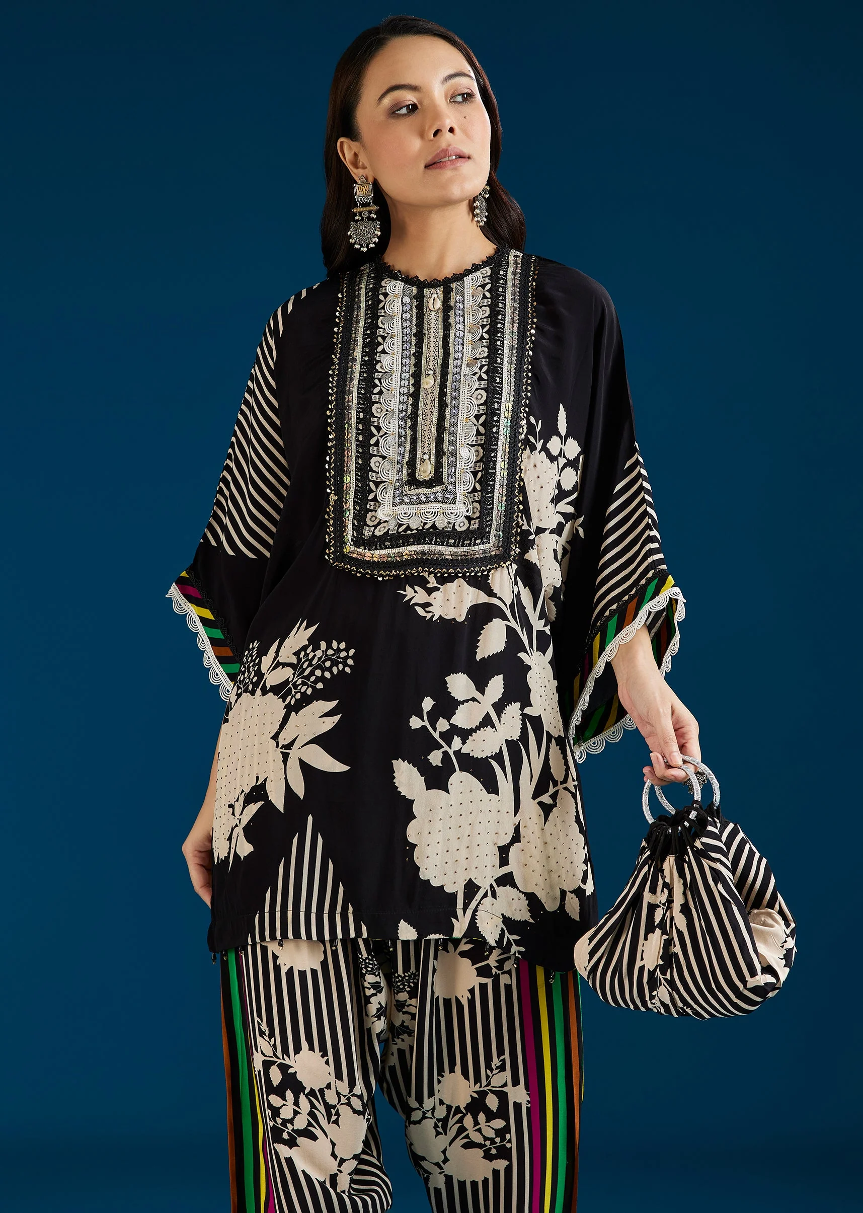 Black Floral Printed Coord Set With Farshi Pant And Potli Bag - Image 4