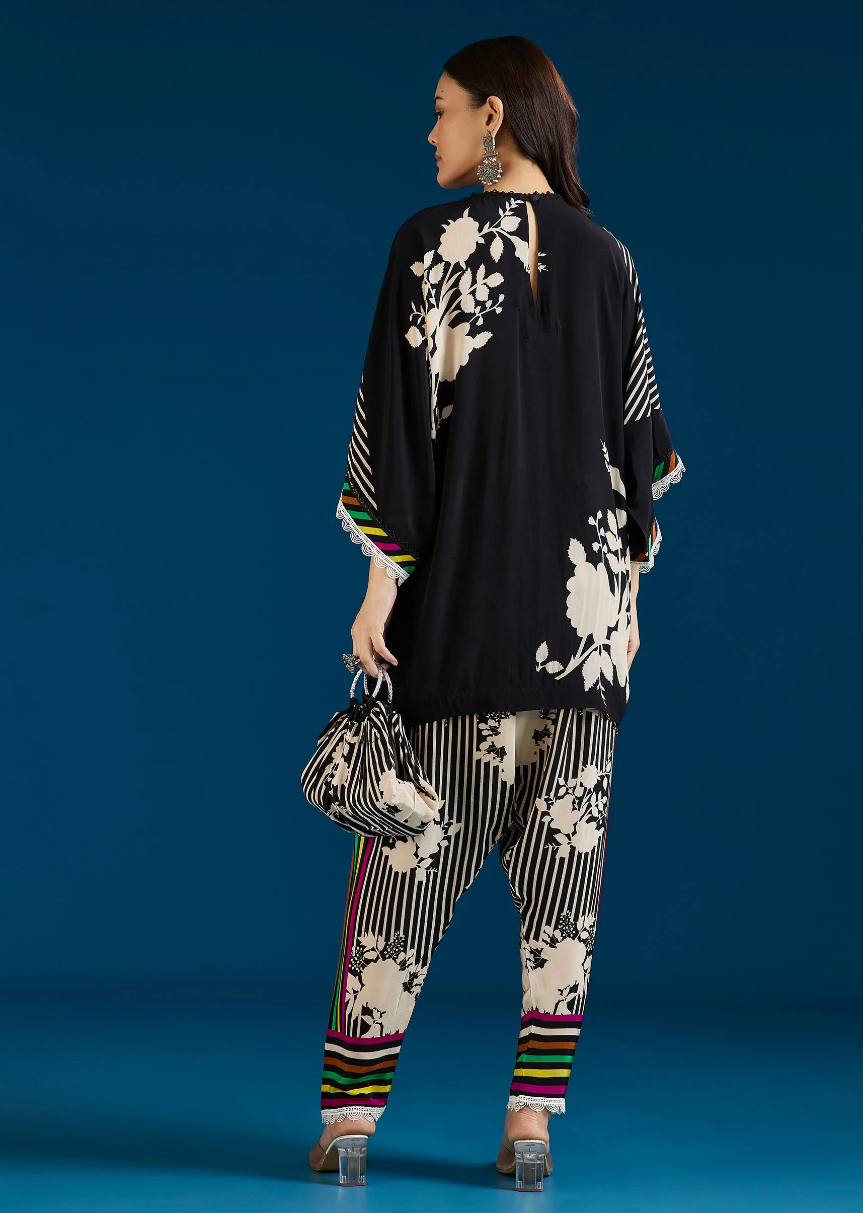 Black Floral Printed Coord Set With Farshi Pant And Potli Bag - Image 5