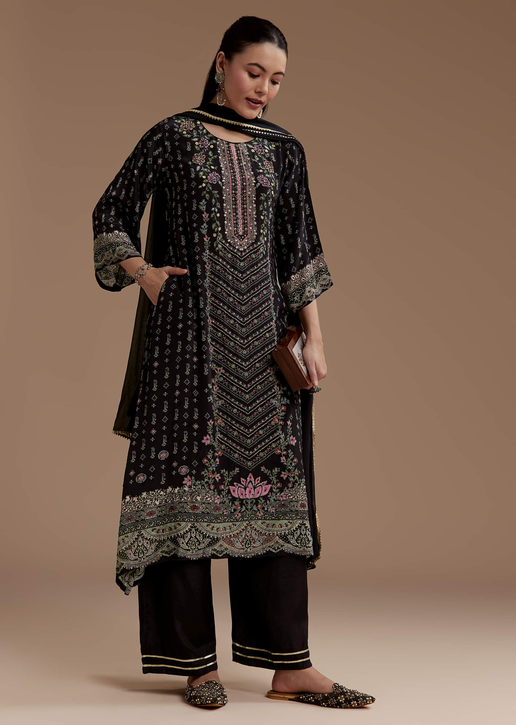 Black Indie Print Kurta Set with Stone Work - Image 3