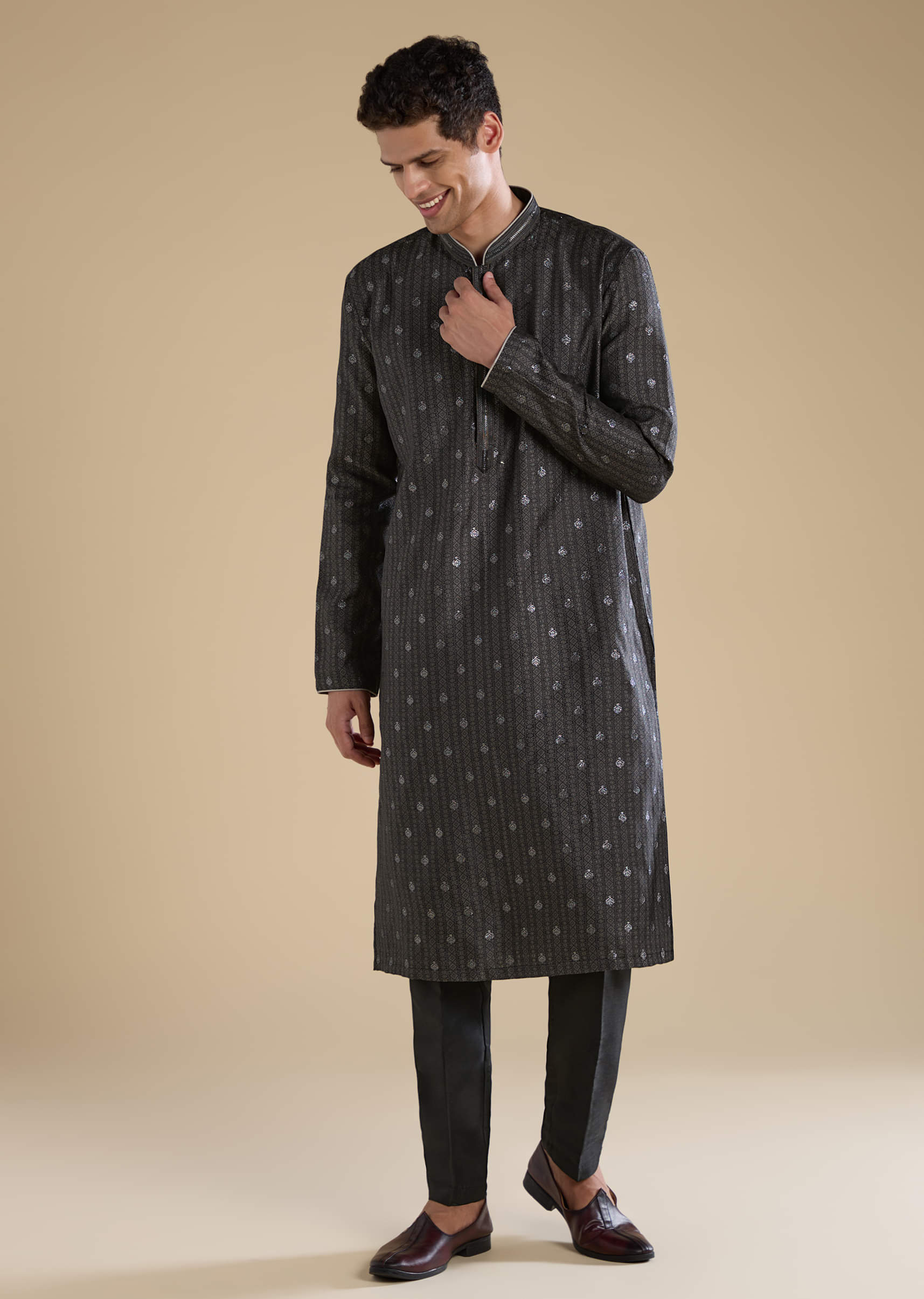 Black Jacquard Textured Mens Kurta and Pant Set - Image 2