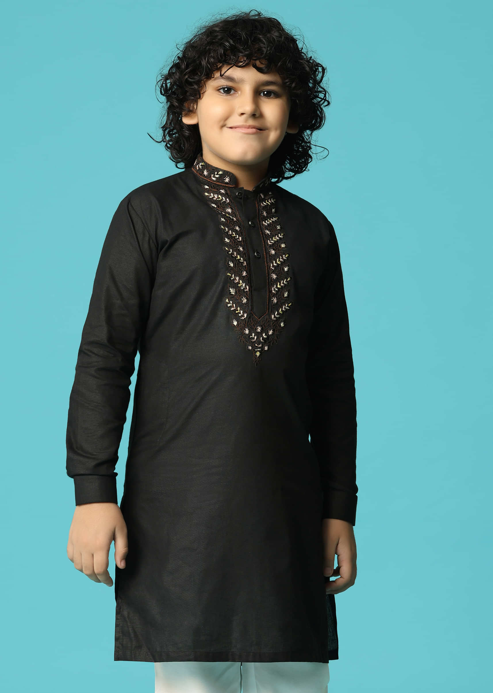 Black Linen Kurta Pant With Resham Work For Boys - Image 4