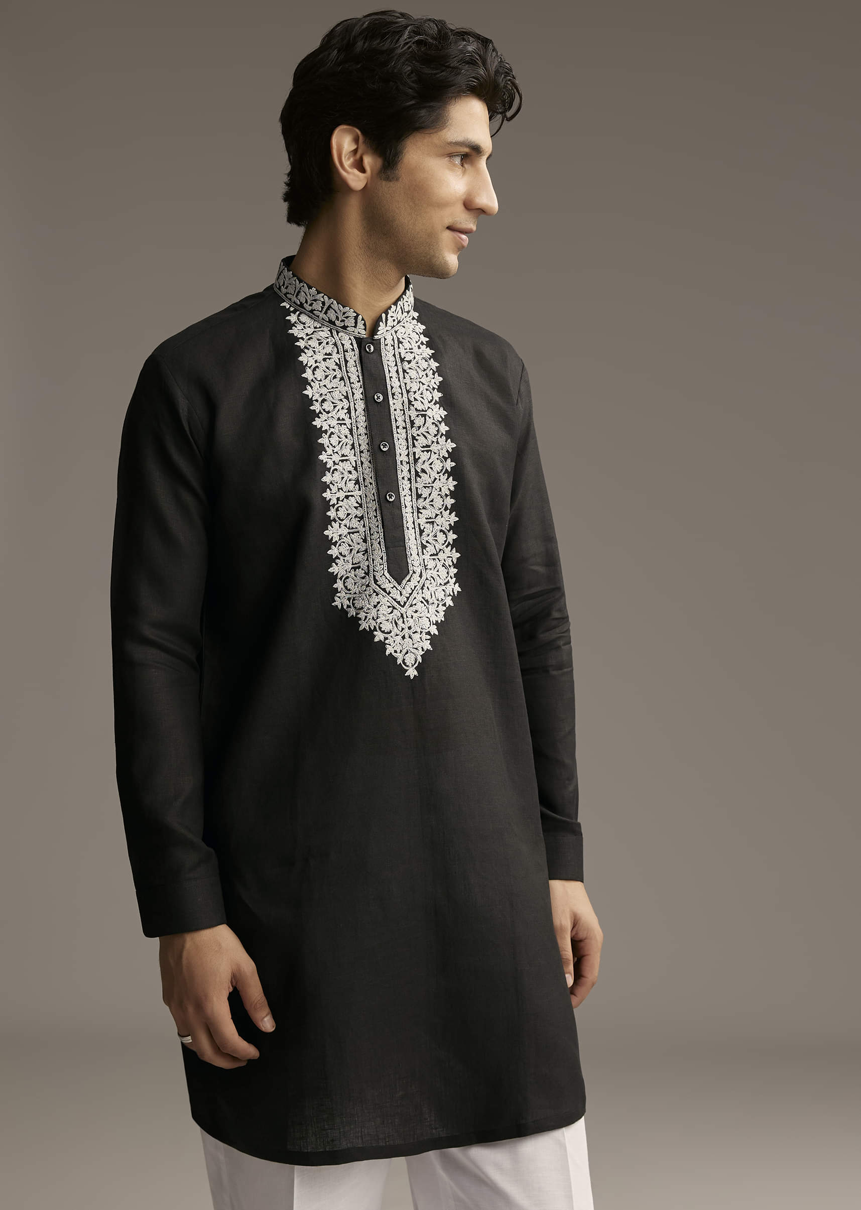 Black Linen Kurta Set For Men With Thread And Resham Work - Image 4