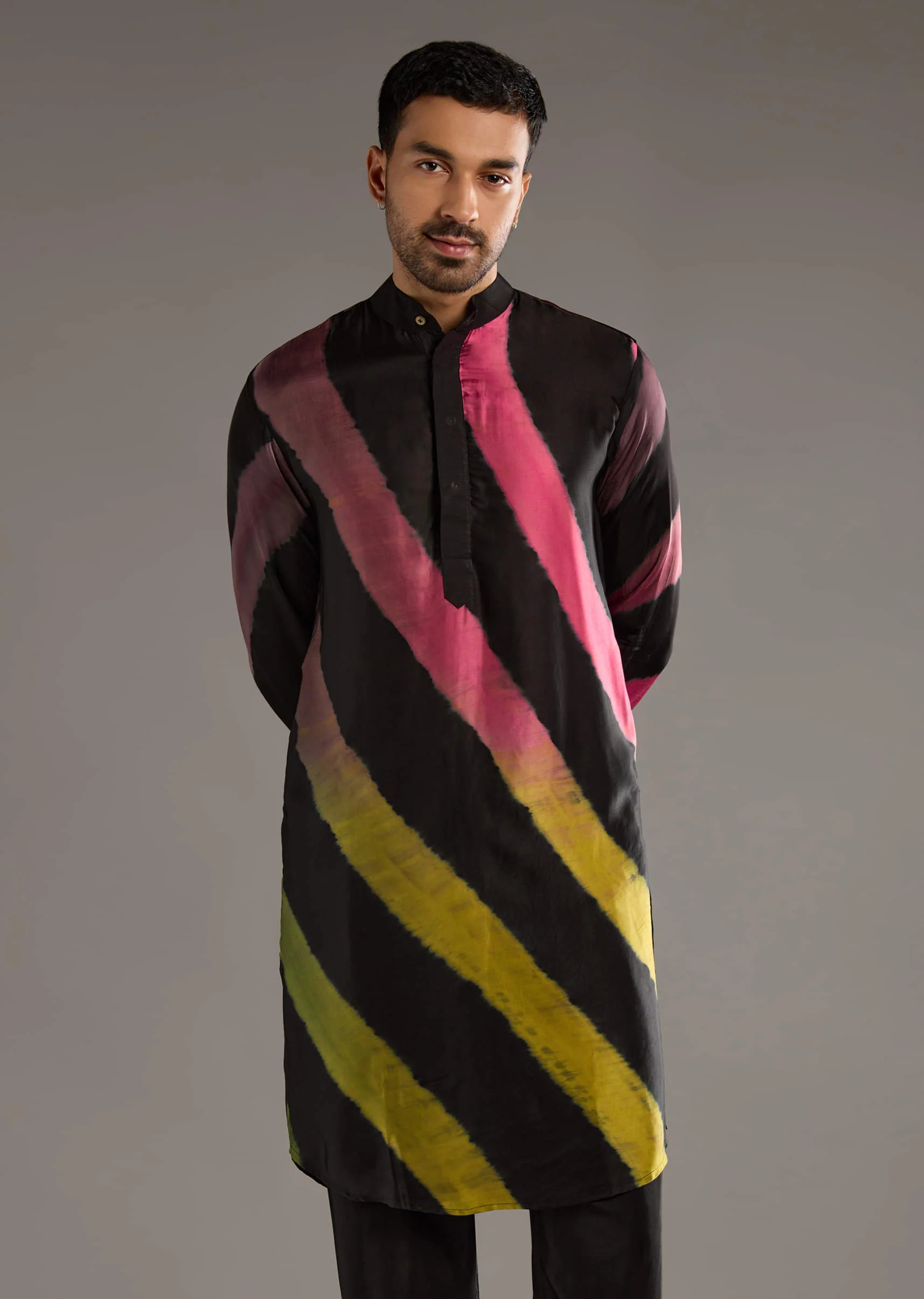 Black Modal Kurta Set For Men With Hand Dyed Leheriya Print - Image 4