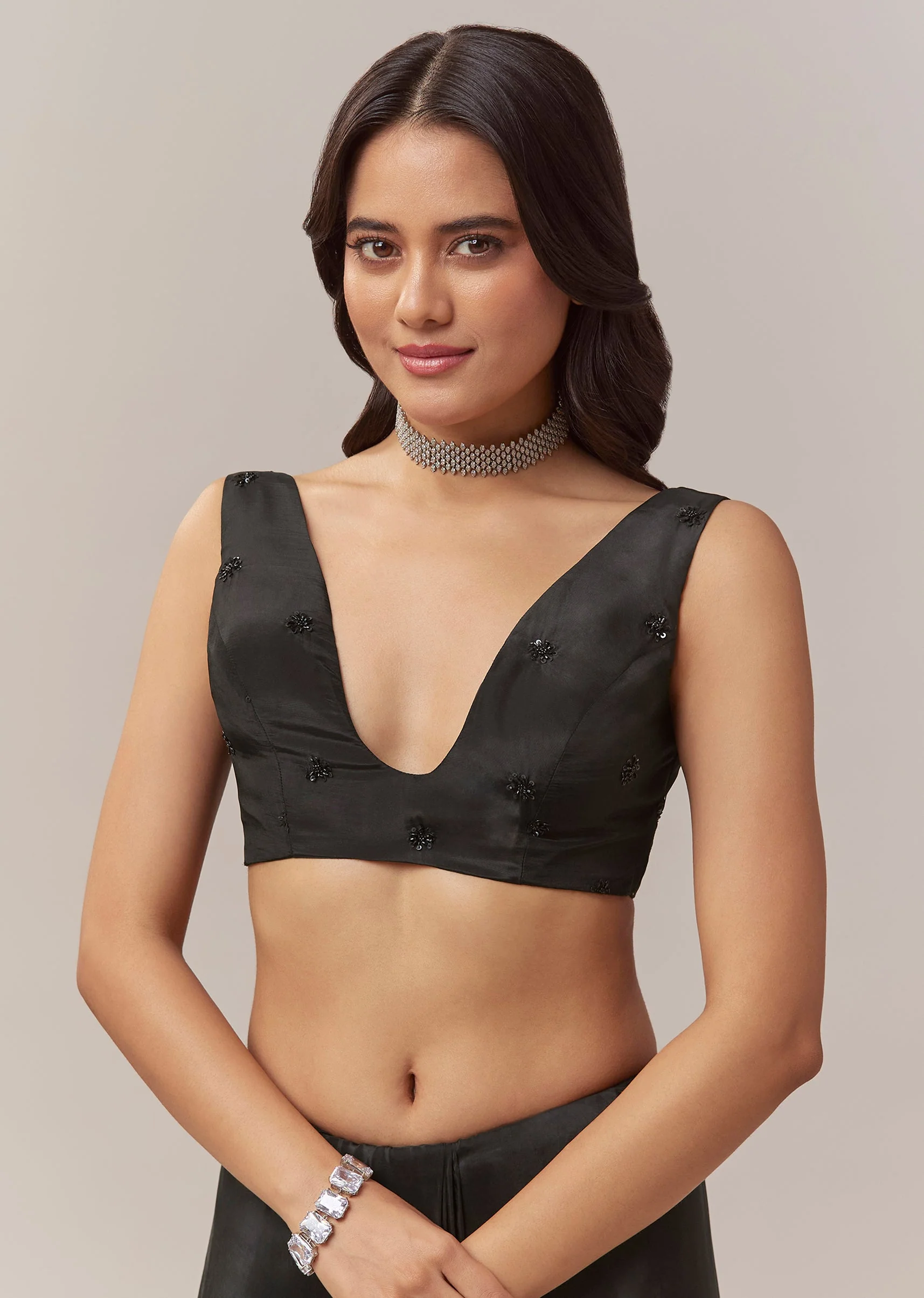 Black Net Saree With Linear Sequins And Hand Embroidered Border - Image 7