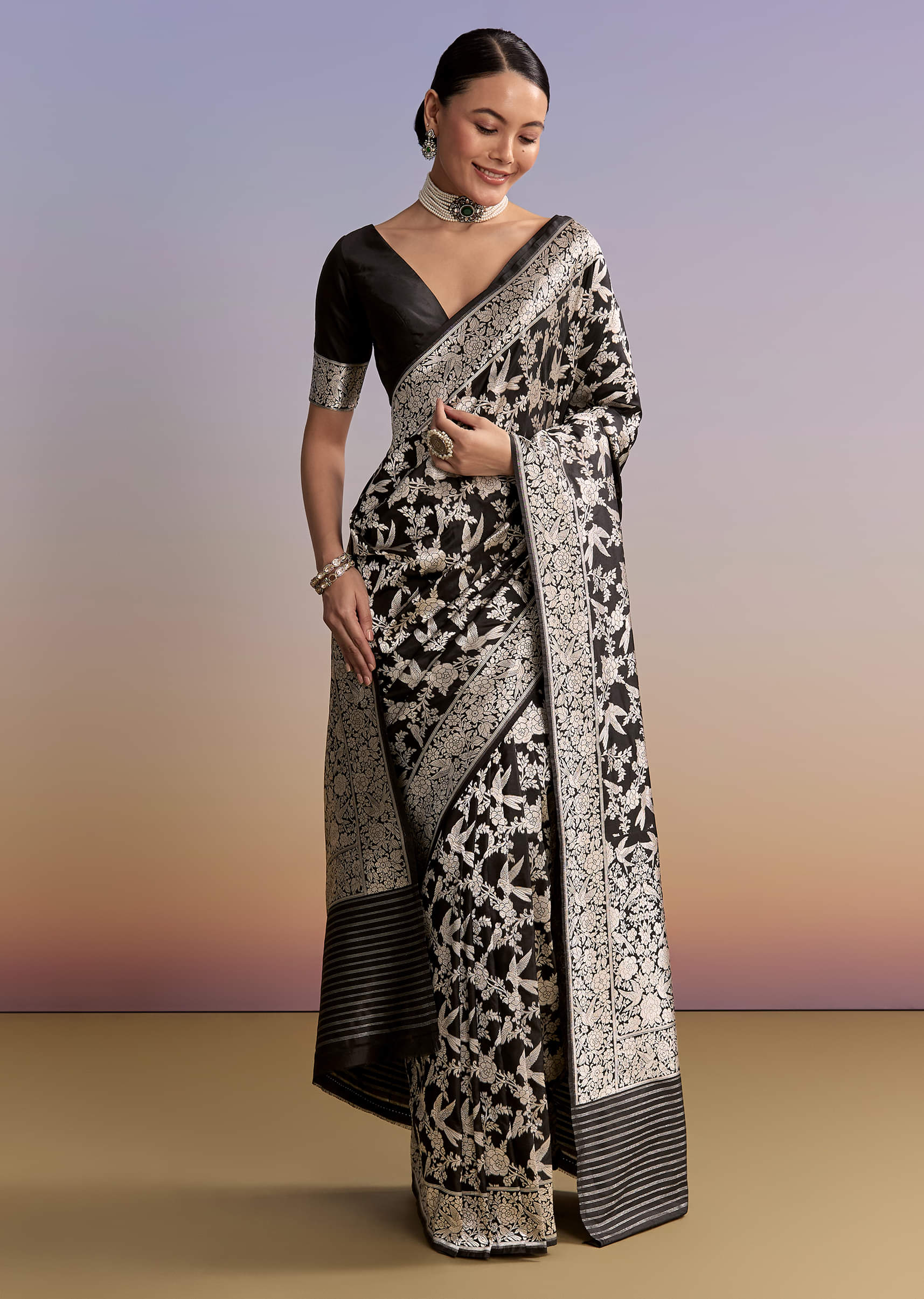 Black Silk Handwoven Banarasi Saree With Floral Zari Jaal Work - Image 3