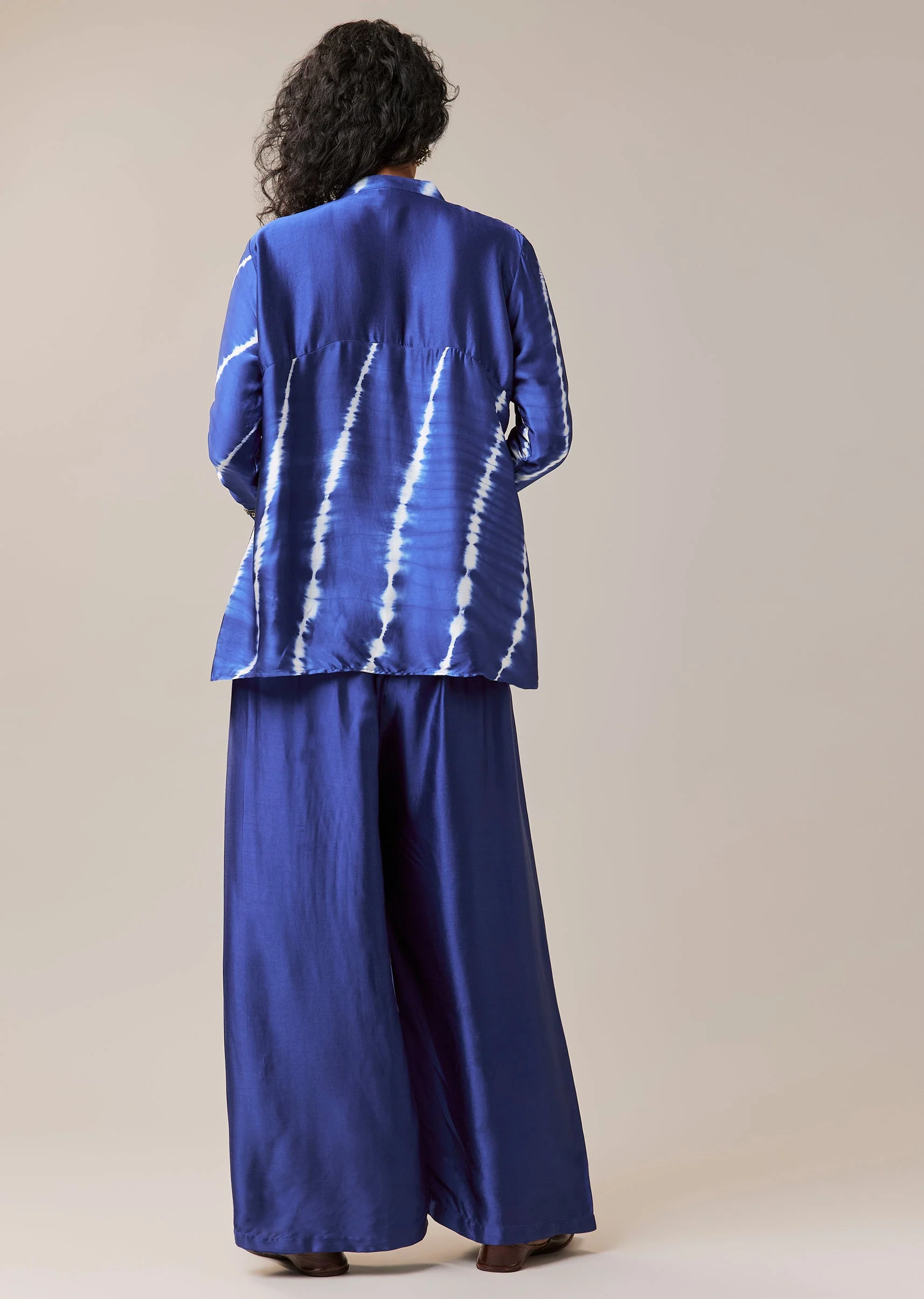 Blue Bandhani and Leheriya Hand Dyed Shirt Pant Set - Image 5
