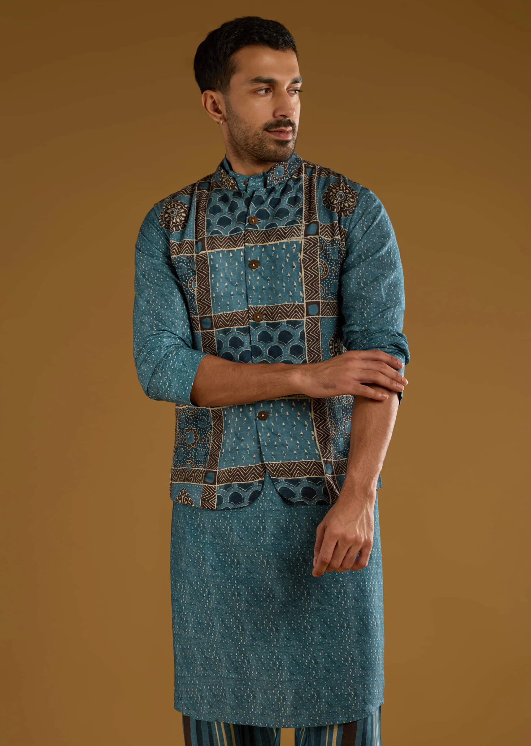 Blue Linen Kurta Jacket Set For Men With Hand Block Ajrakh Print - Image 4