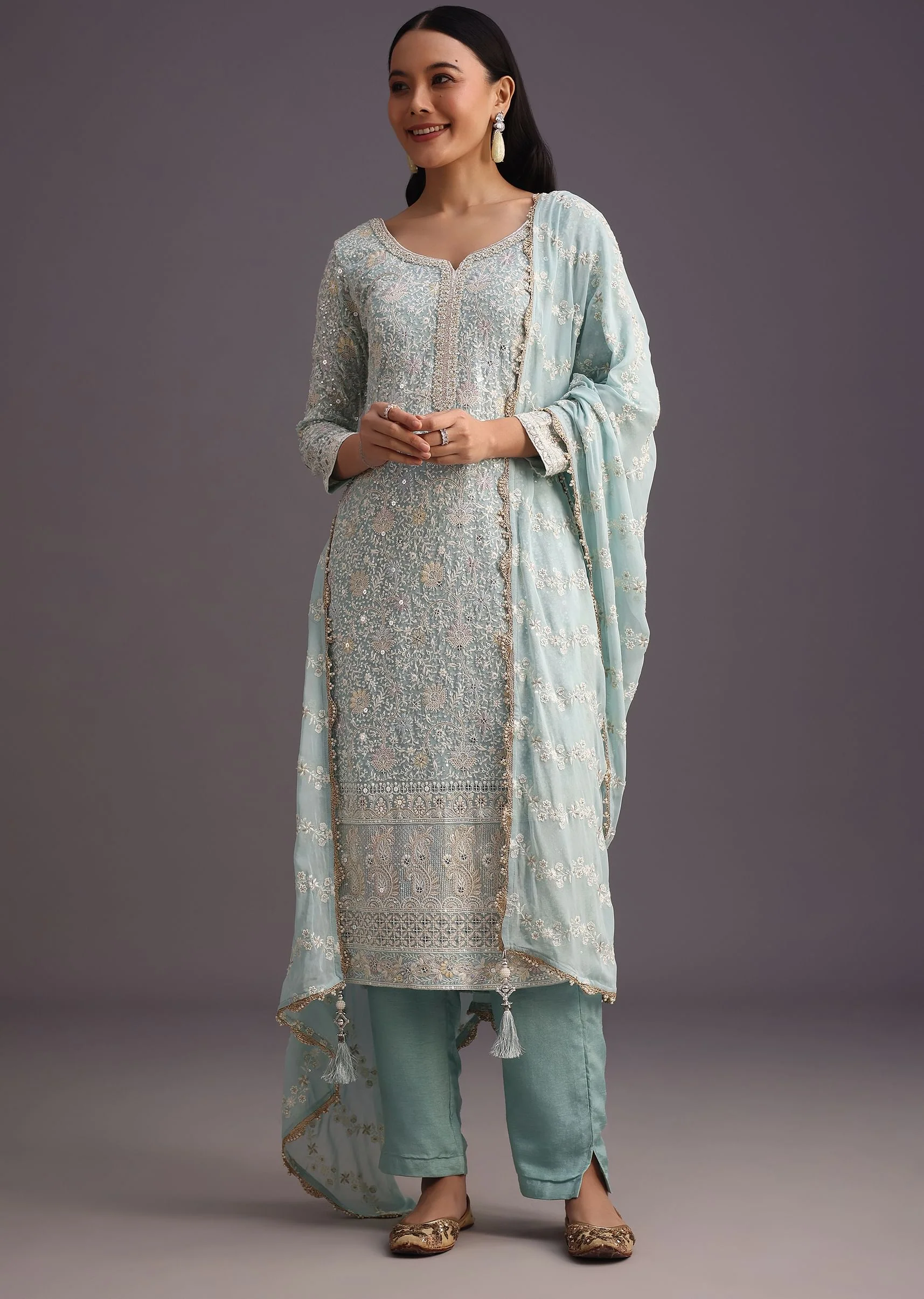 Blue Lucknowi kurta set With Resham Work Dupatta And Gotta Border - Image 3