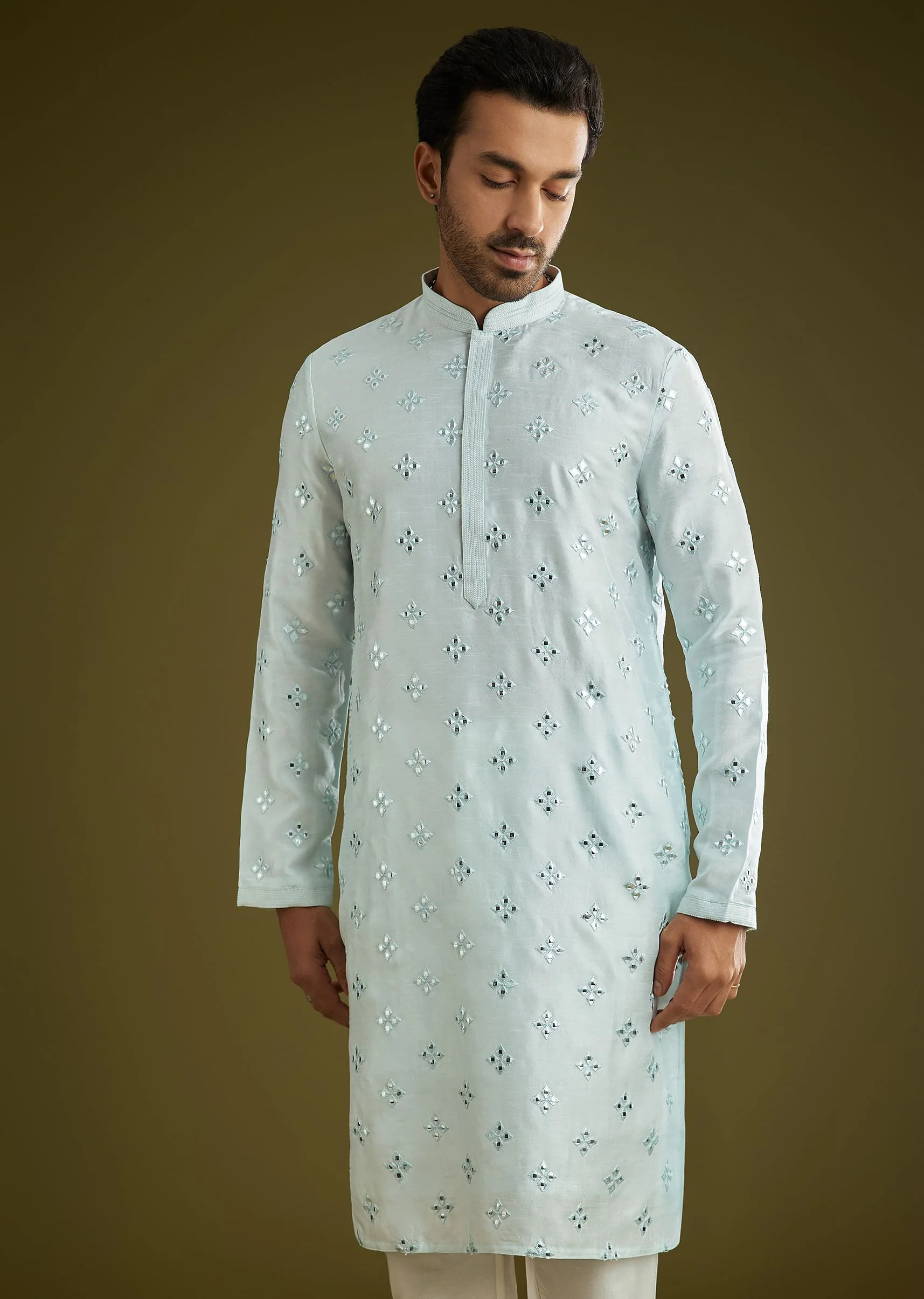 Blue Silk Blend Kurta Set With Mirror Work - Image 4
