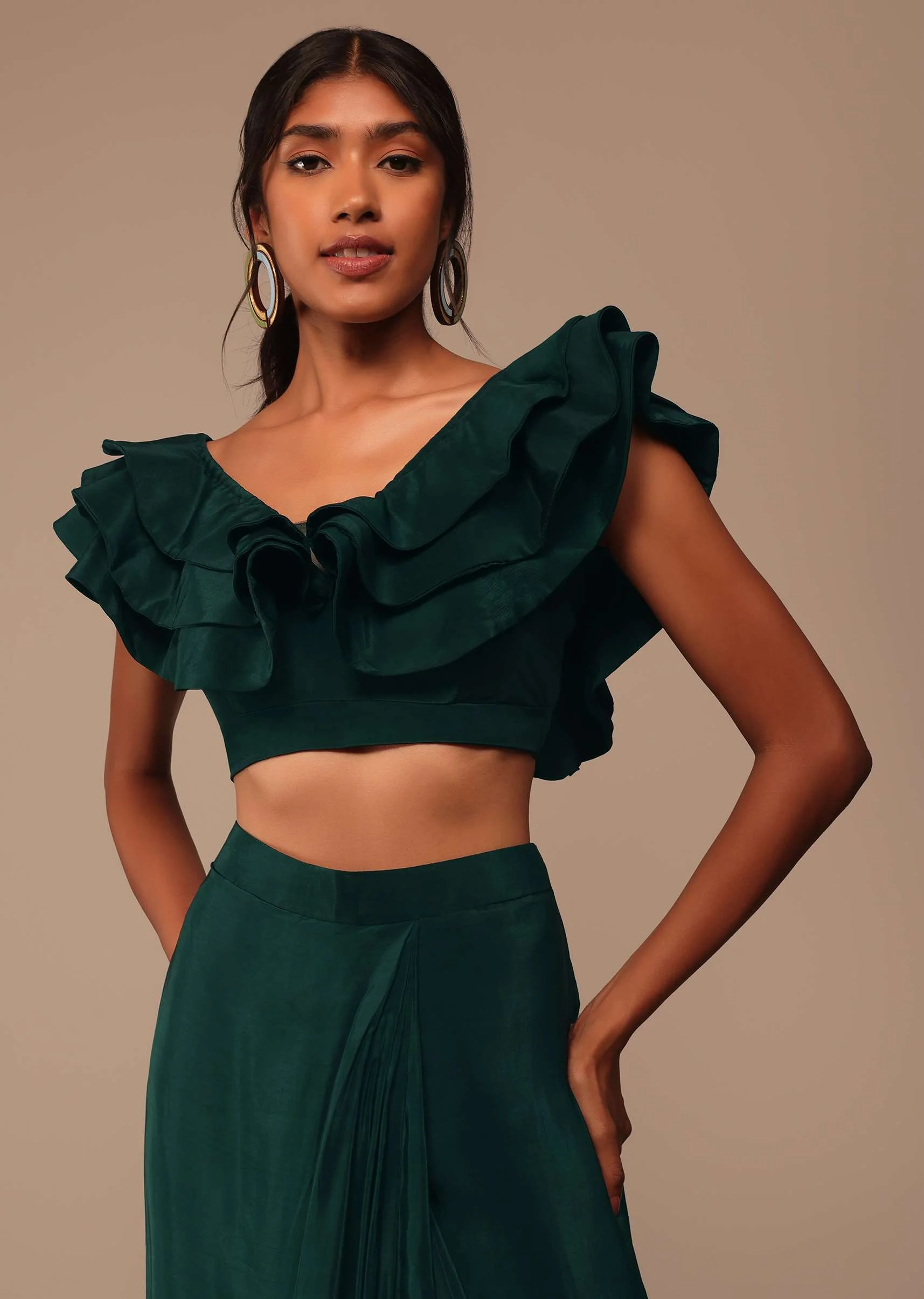 Bottle Green Crepe Pre Drape Saree With Fancy Blouse And Embroidered Belt - Image 7