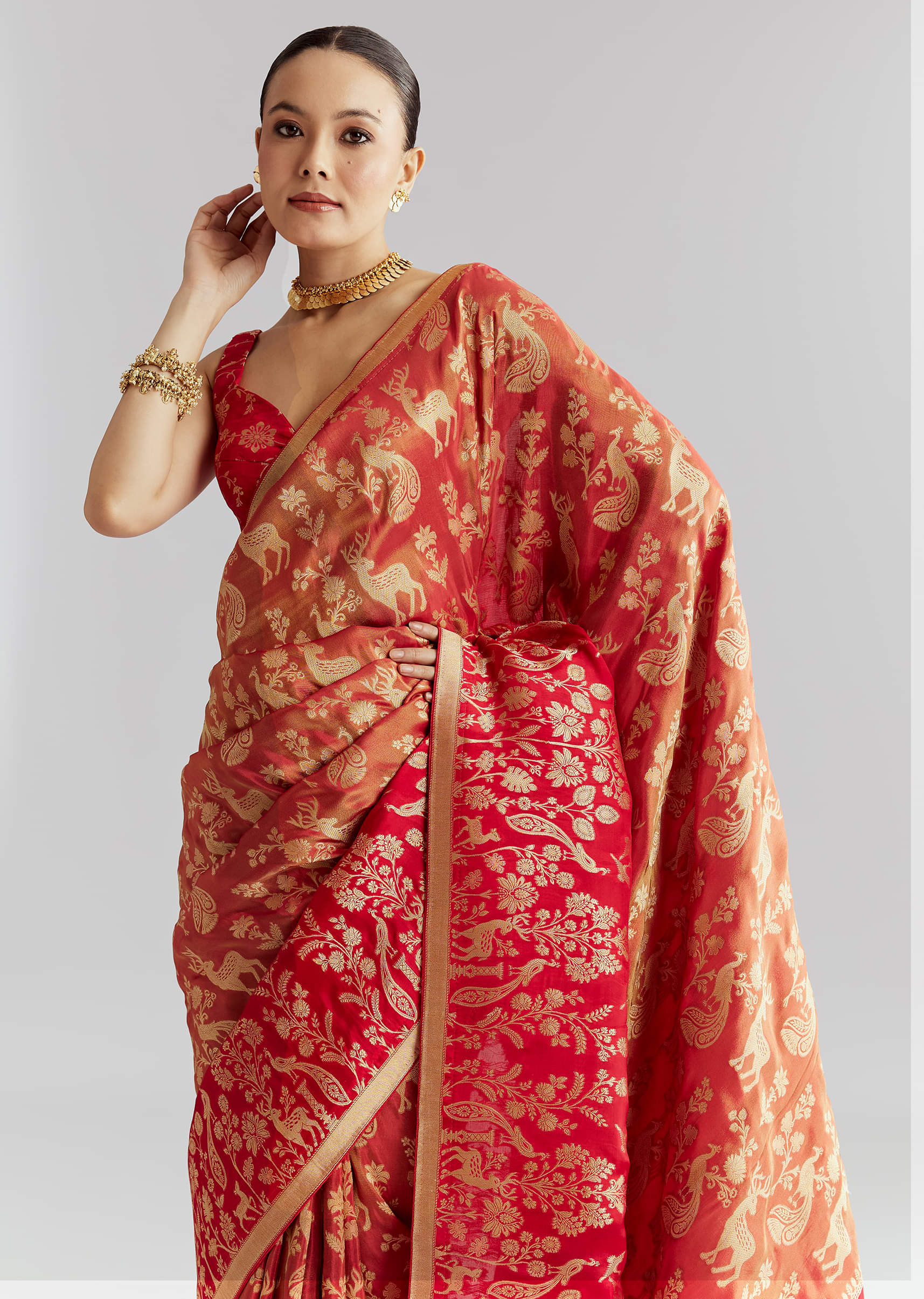Coral Red Silk Woven Saree With Zari Work - Image 5