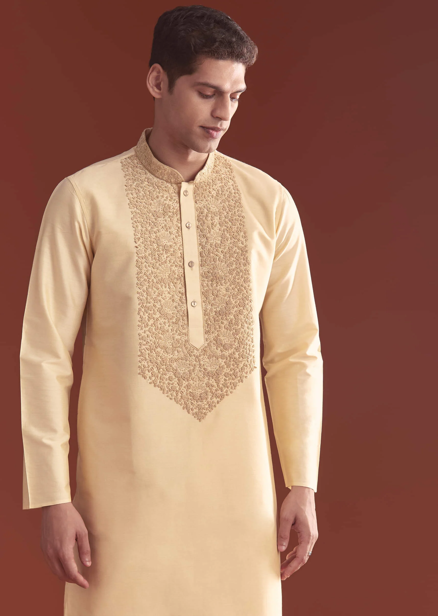 Cream Banarasi Silk Kurta Set For Men With Kashmiri Work - Image 3