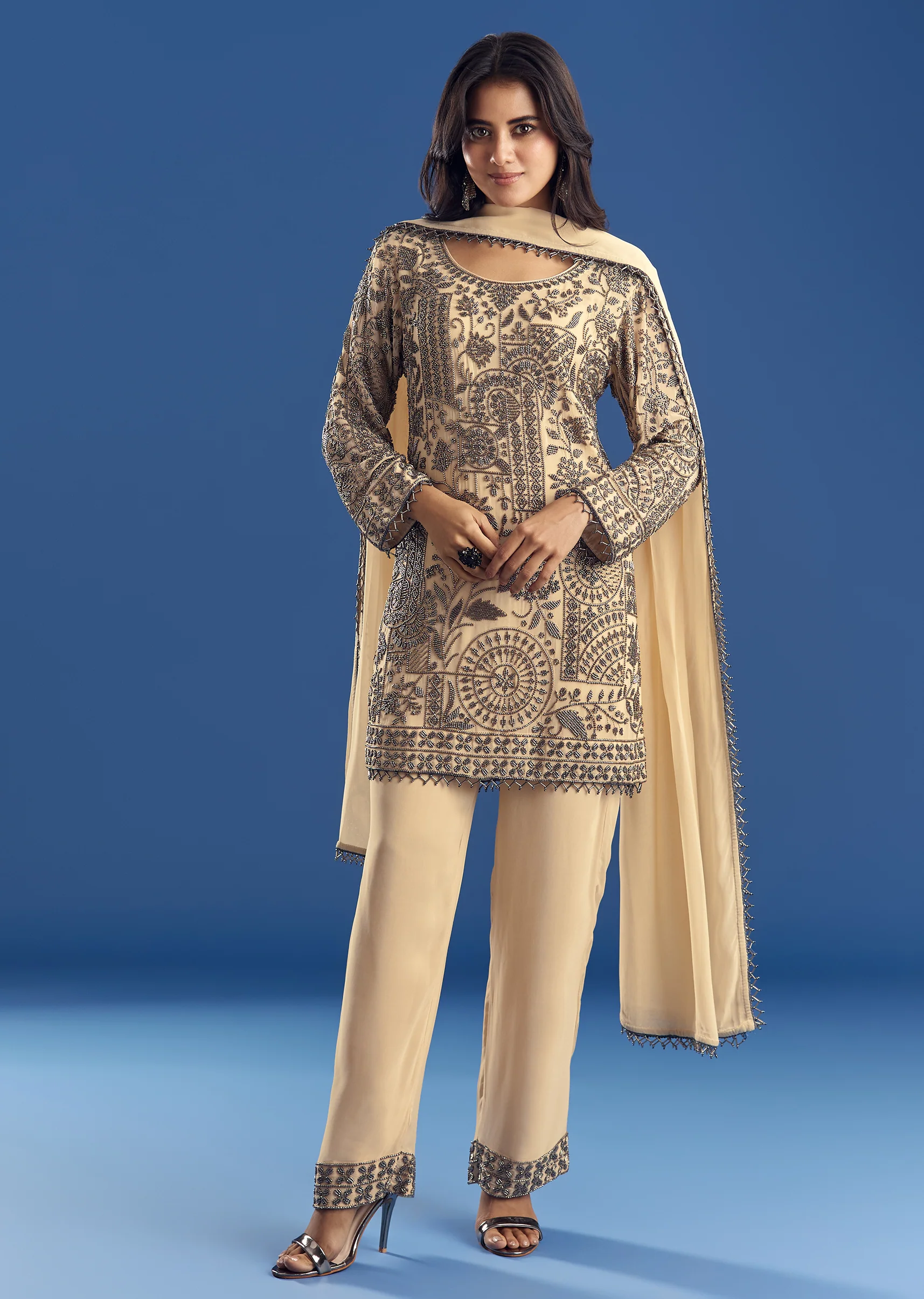 Cream Beaded Kurta Dupatta Set With Georgette Pant - Image 2