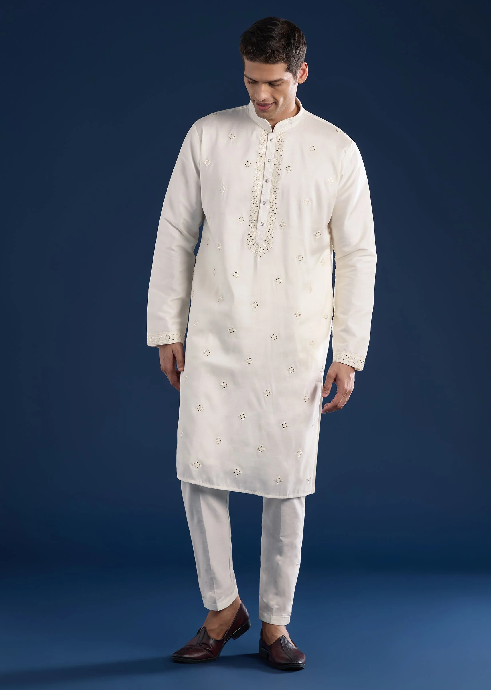 Cream Minimal Mirror Kurta Set - Image 4