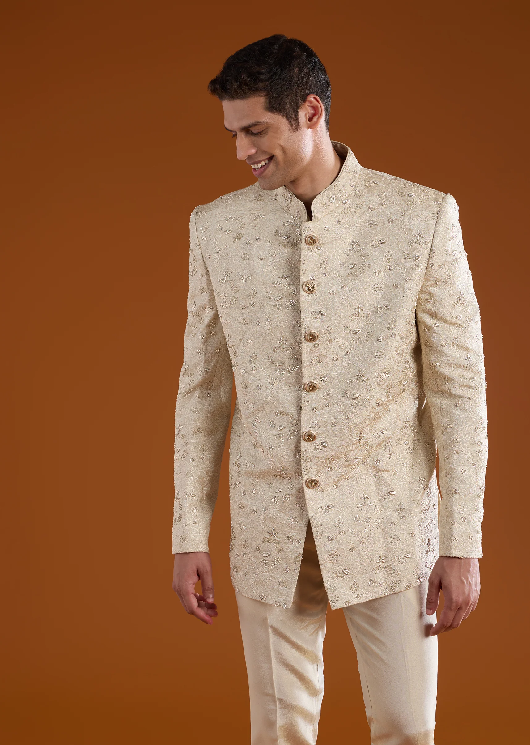 Cream Royal Duo – Jacquard Silk Saree For Her And Embroidered Jodhpuri Set For Him - Image 11