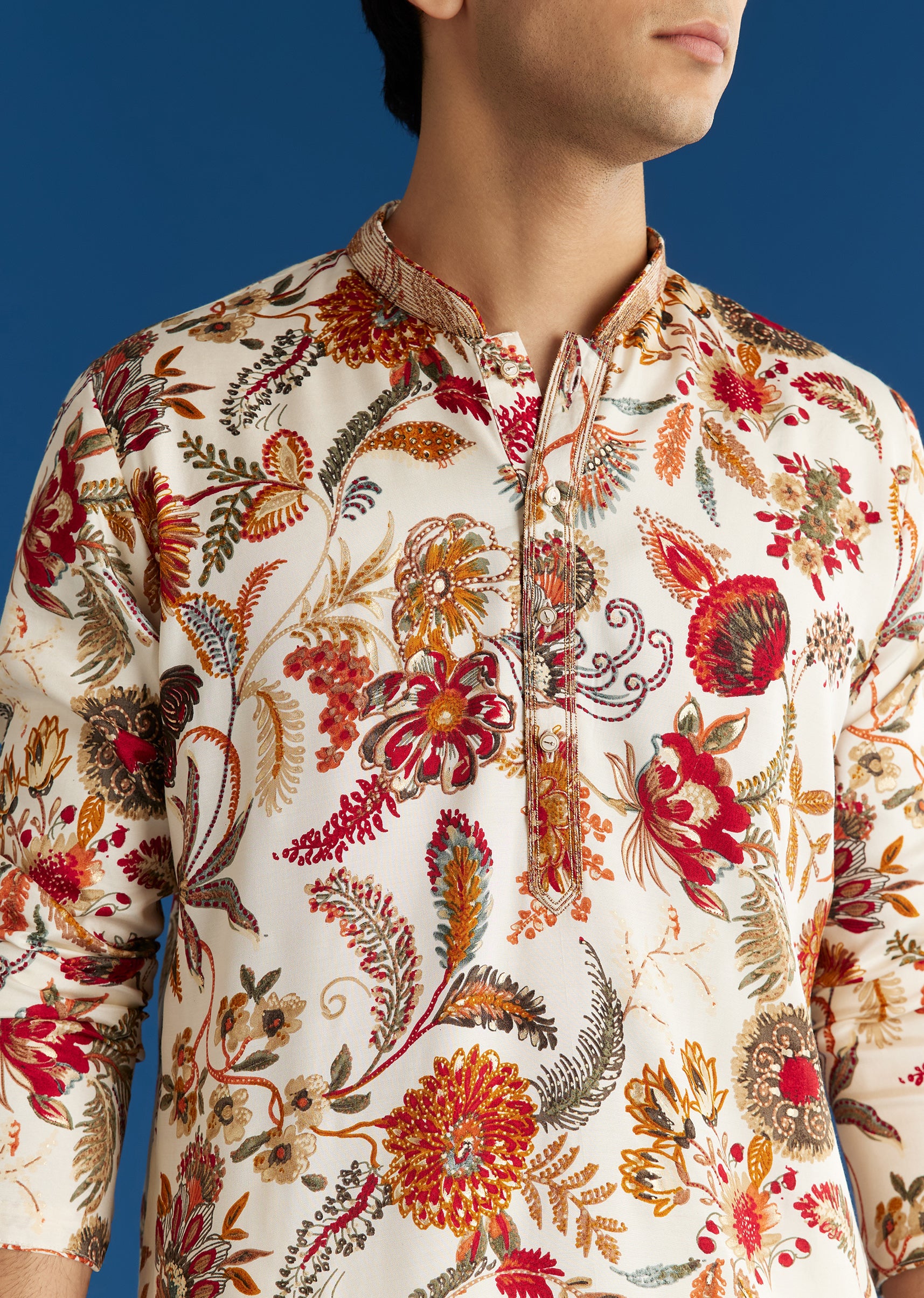 Cream Silk Floral Resham Embroidered Kurta Set - Image 3