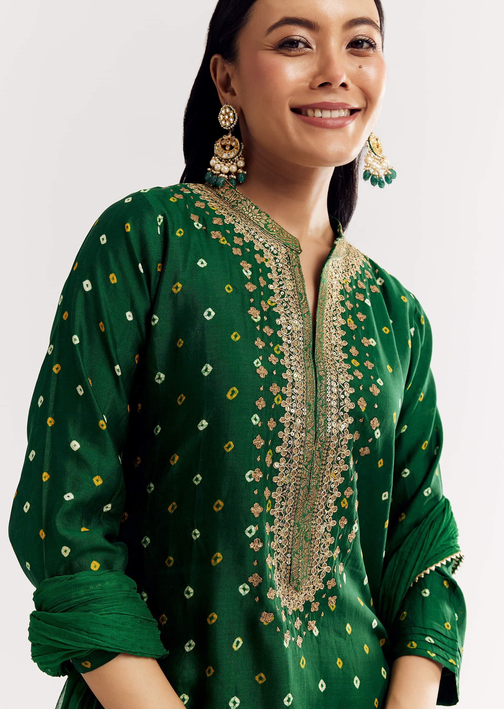 Dark Green Bandhani Kurta Set With Dupatta - Image 2