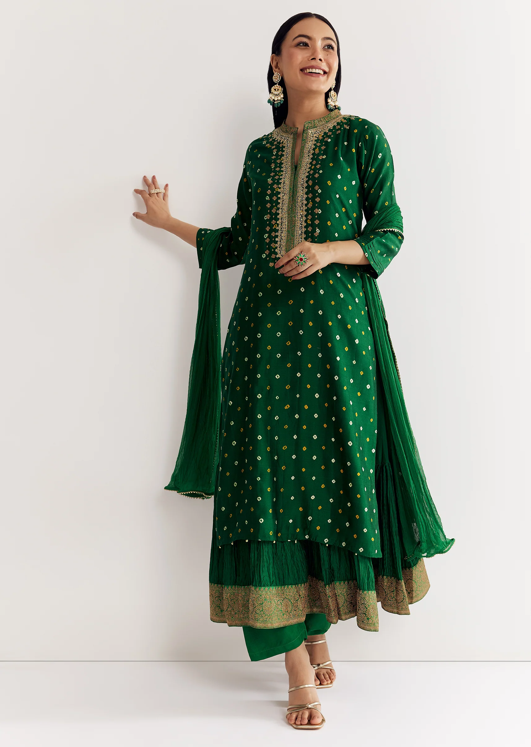 Dark Green Bandhani Kurta Set With Dupatta - Image 3