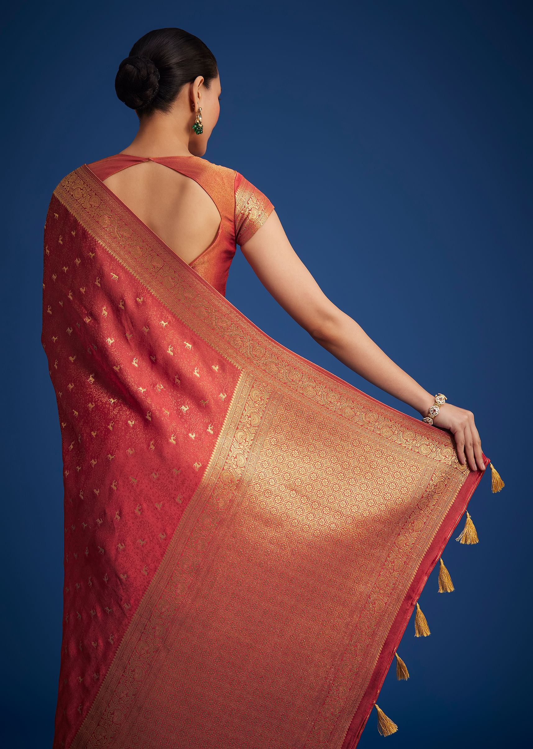 Dusky Orange Tissue Silk Saree With Zari Border And Butti Work - Image 6