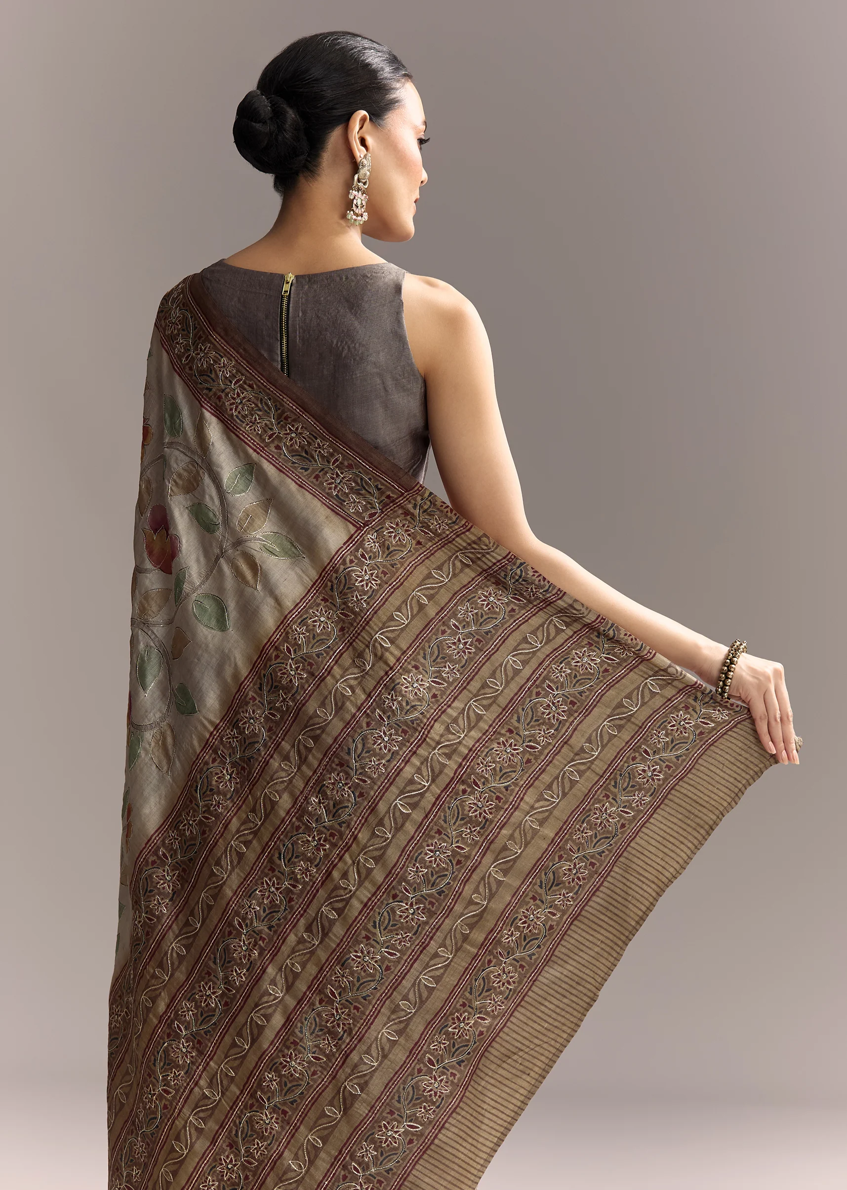 Earthy Grey Artistic Couple Set – Grey Hand-Painted Cotton Saree For Her And Taupe Brown Printed Silk Kurta For Him - Image 6