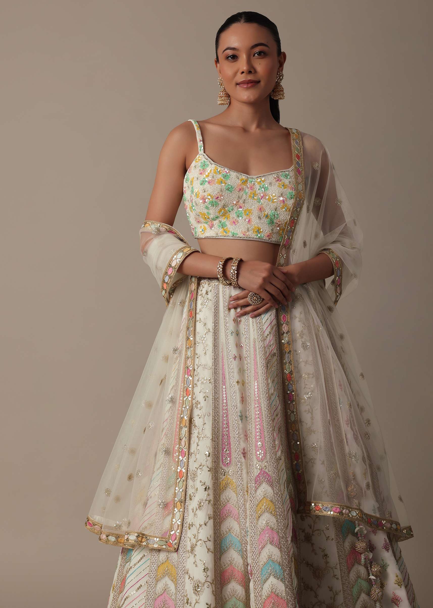 Elegant White Lehenga Choli Set - Image 4