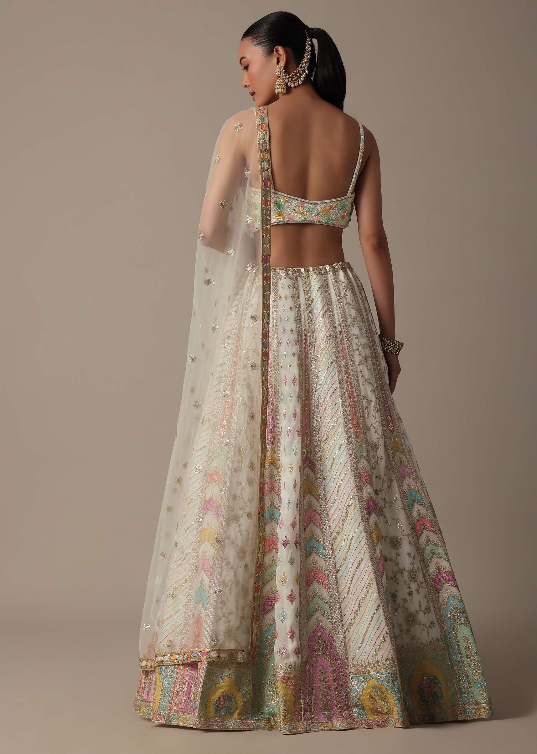 Elegant White Lehenga Choli Set - Image 5