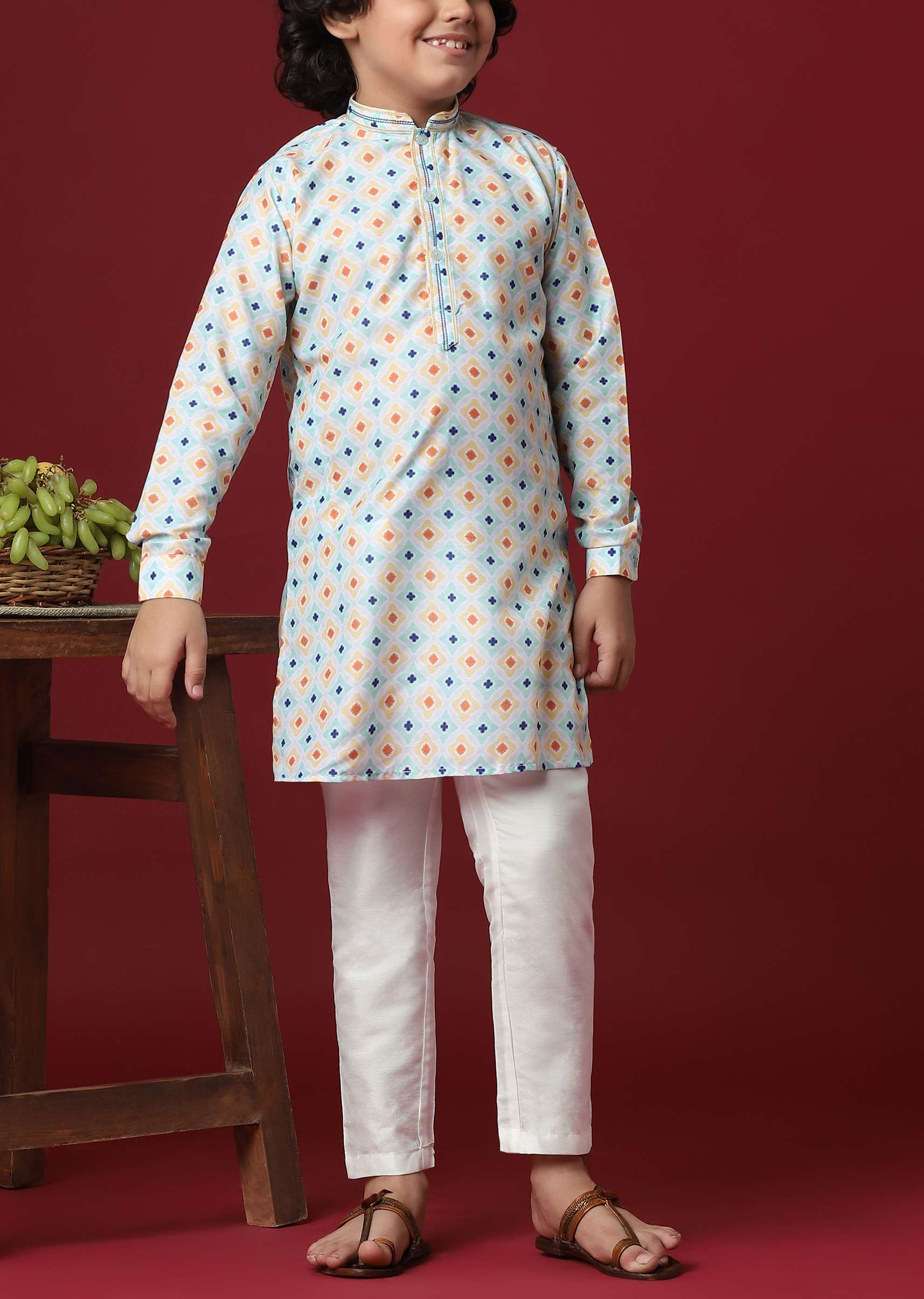 Elegant White Silk Kurta Set For Boys - Image 4