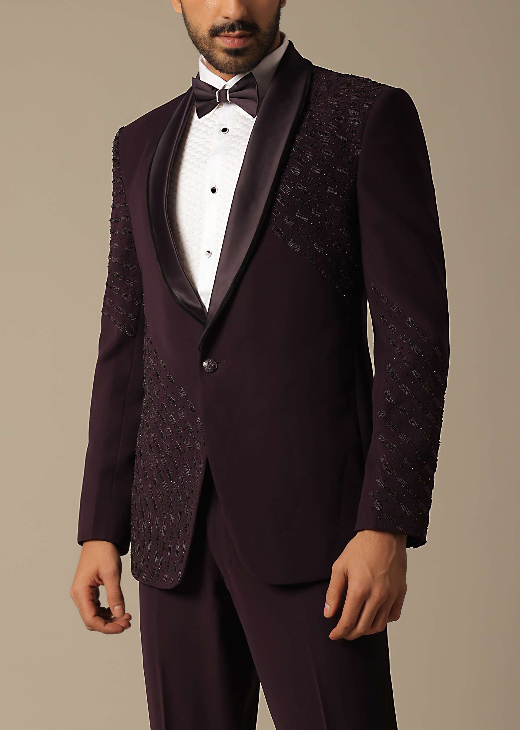 Embroidered Tuxedo Set for the Stylish Groom - Image 4