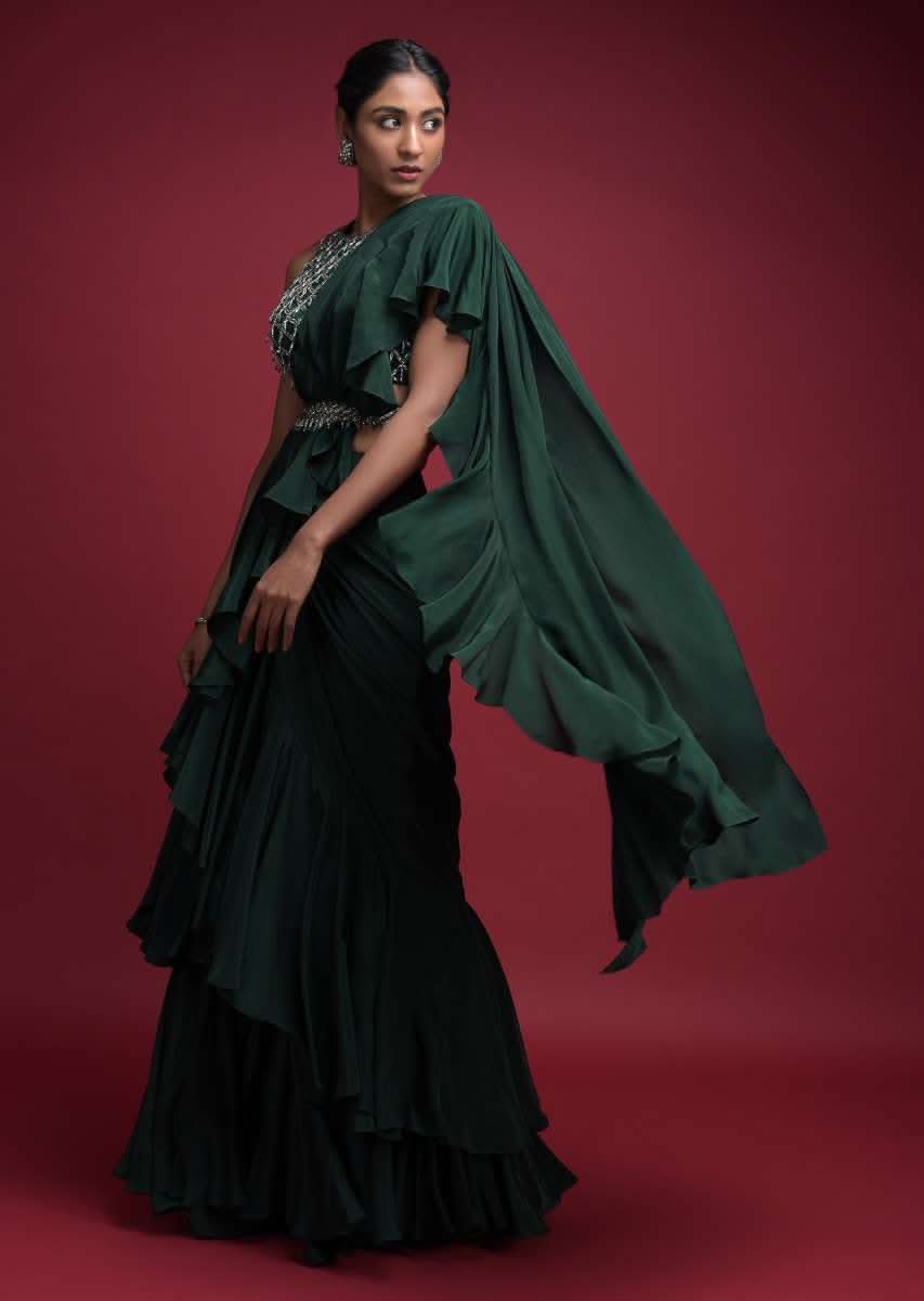 Emerald Green Saree In Crepe With Ruffled Pallu And Layered Ruffles On The Pleats - Image 4