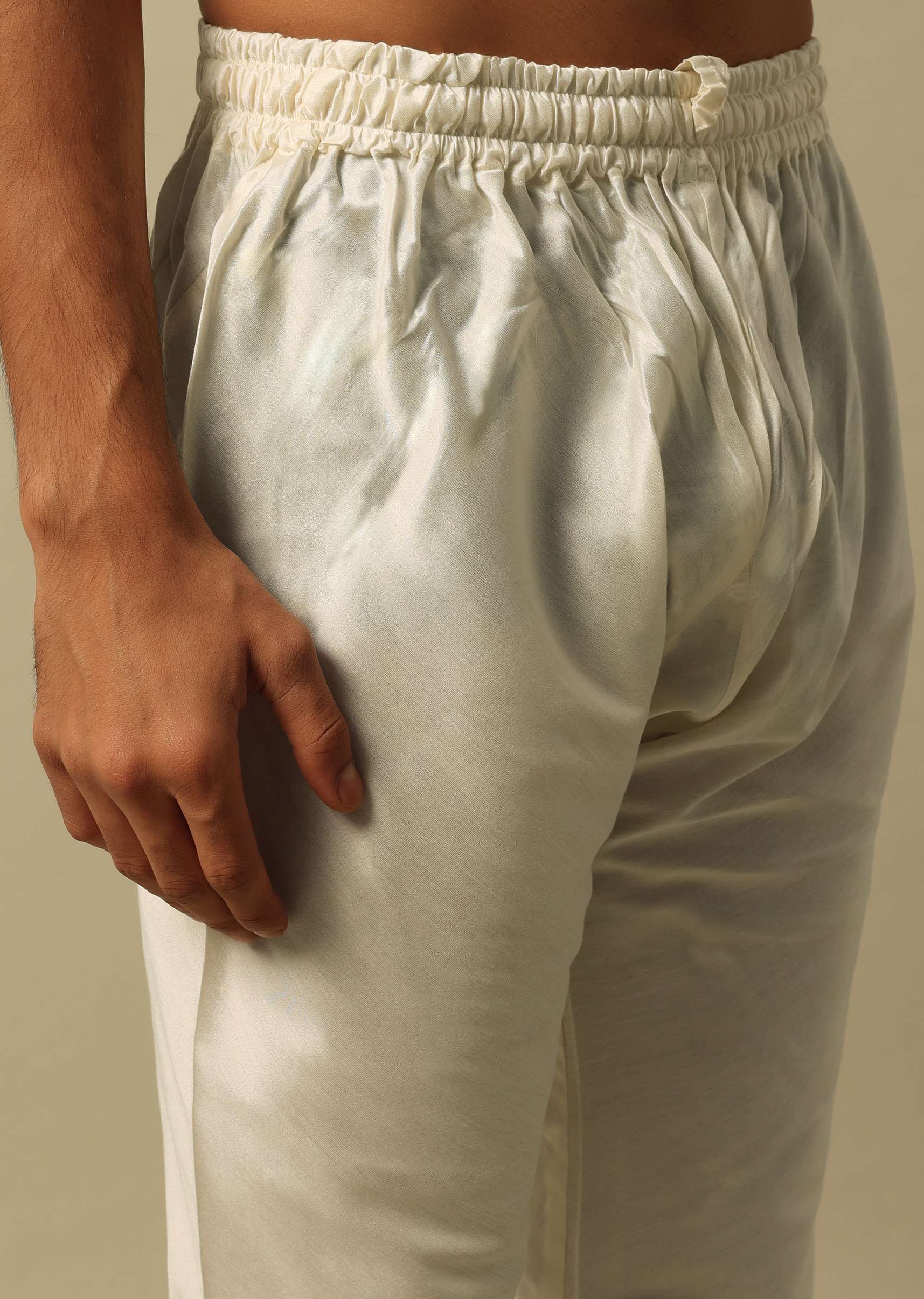 Exquisite White Raw Silk Sherwani Set - Image 7