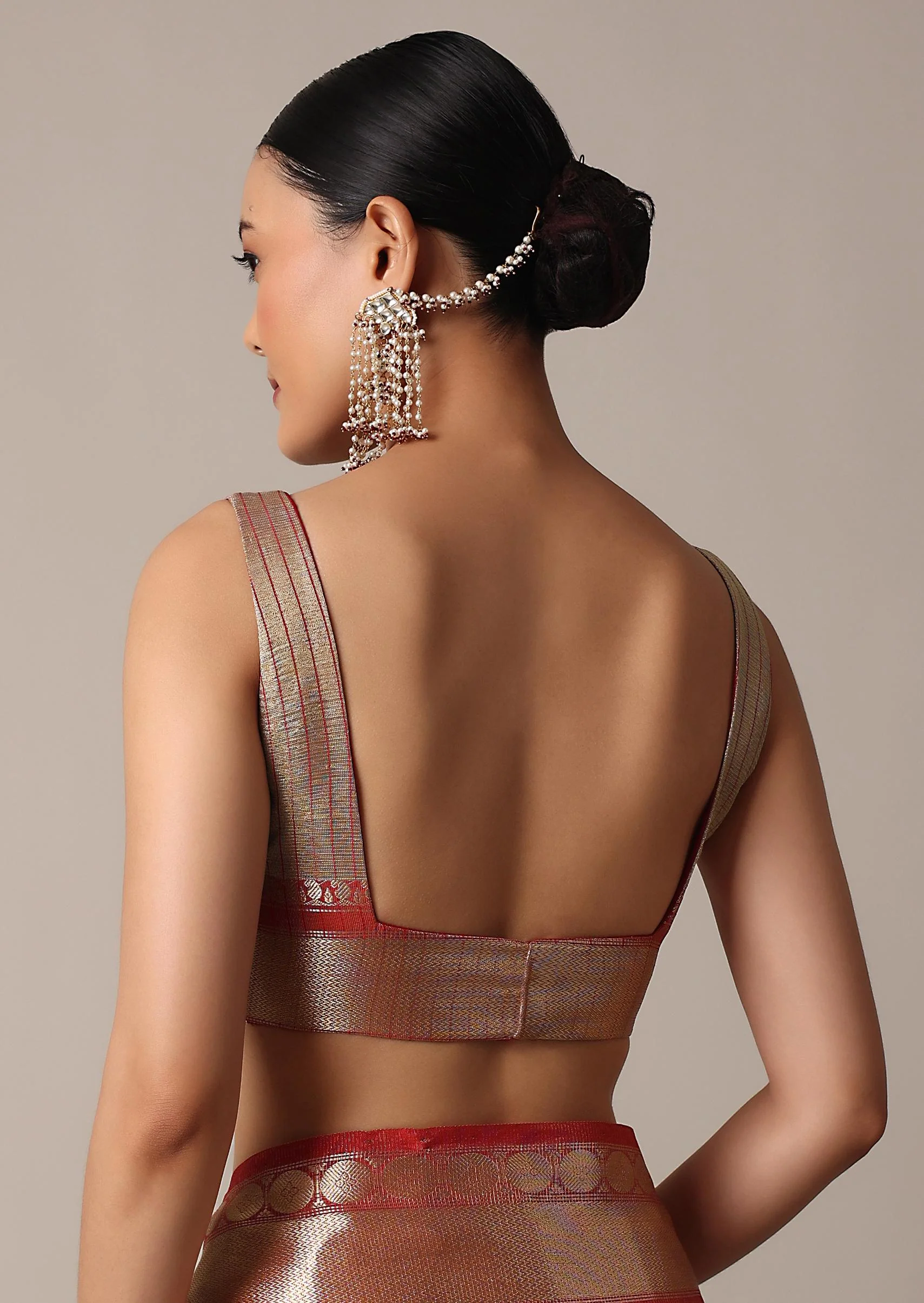 Gold Chanderi Kota Silk Woven Saree With Mirror Work And Unstitched Blouse Piece - Image 8