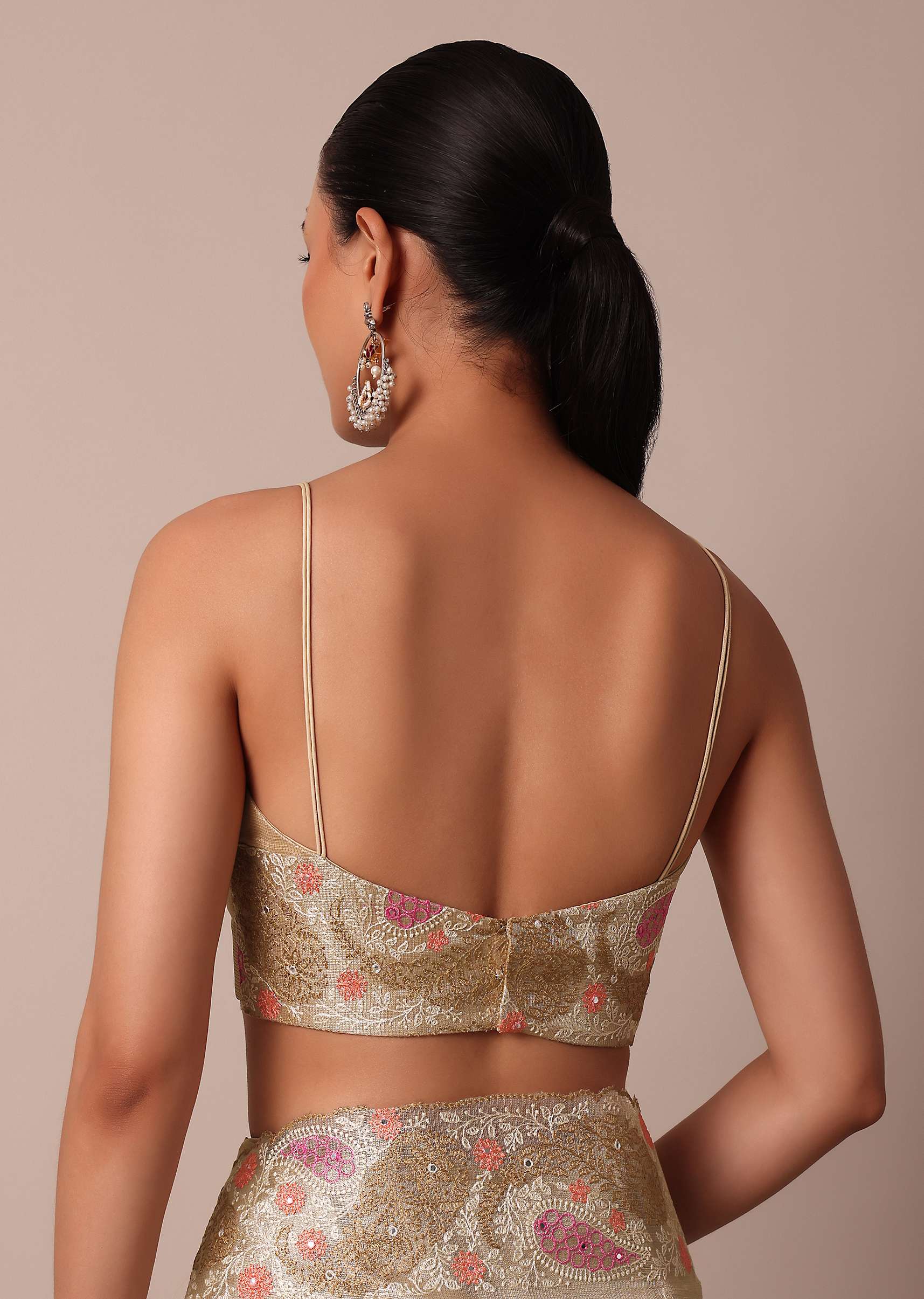 Gold Chanderi Silk Saree With Intricate Zari Embellishments - Image 7