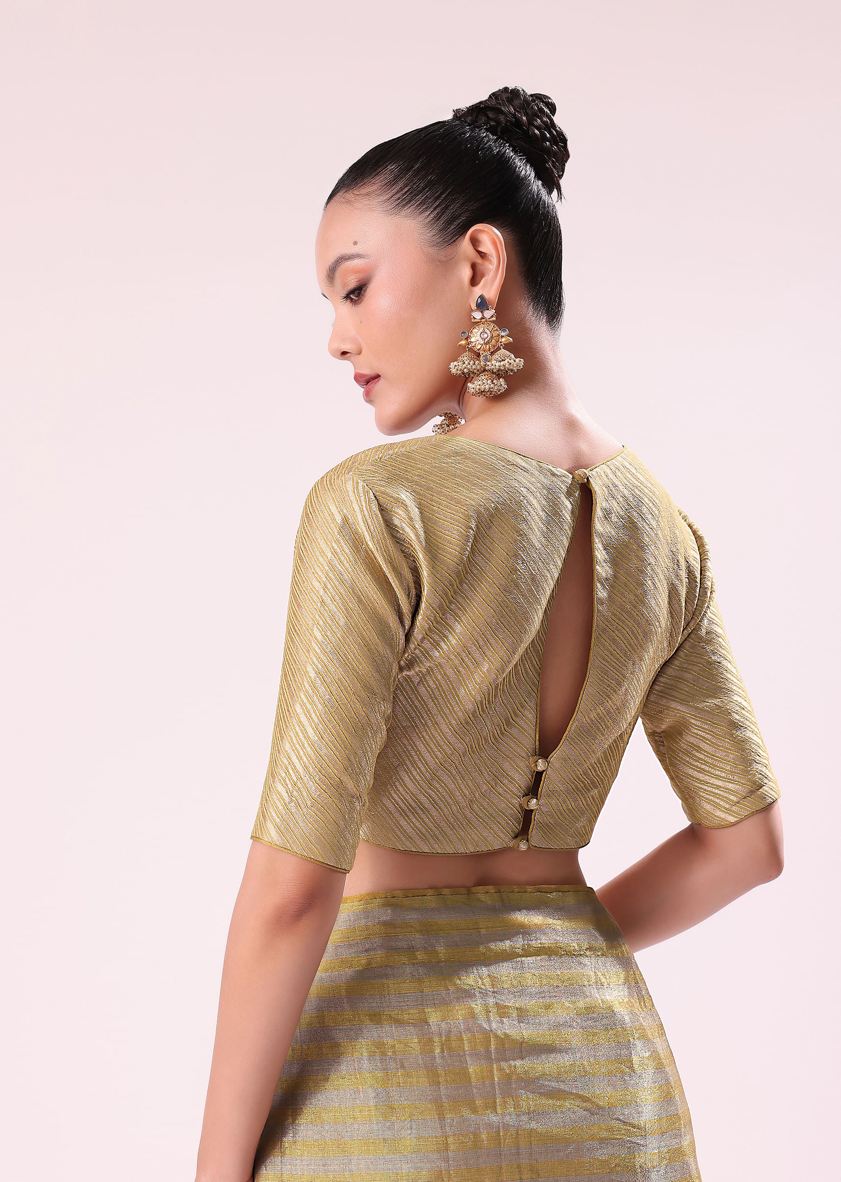 Gold Chanderi Tissue Saree With Pipe Finish Stitched Blouse - Image 8