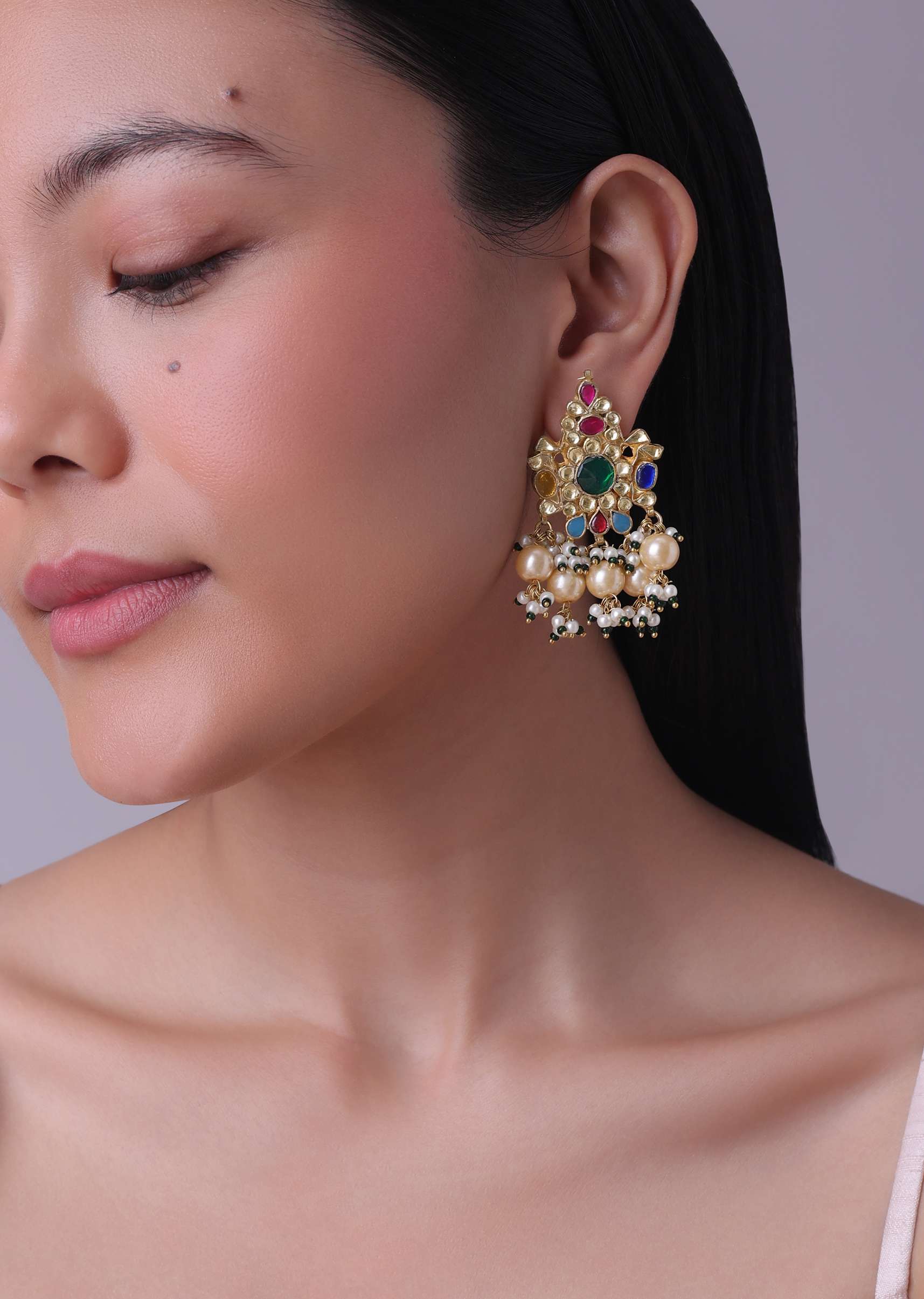 Gold Finish Kundan Polki Red And Green Choker Set With Beads And Stones - Image 4