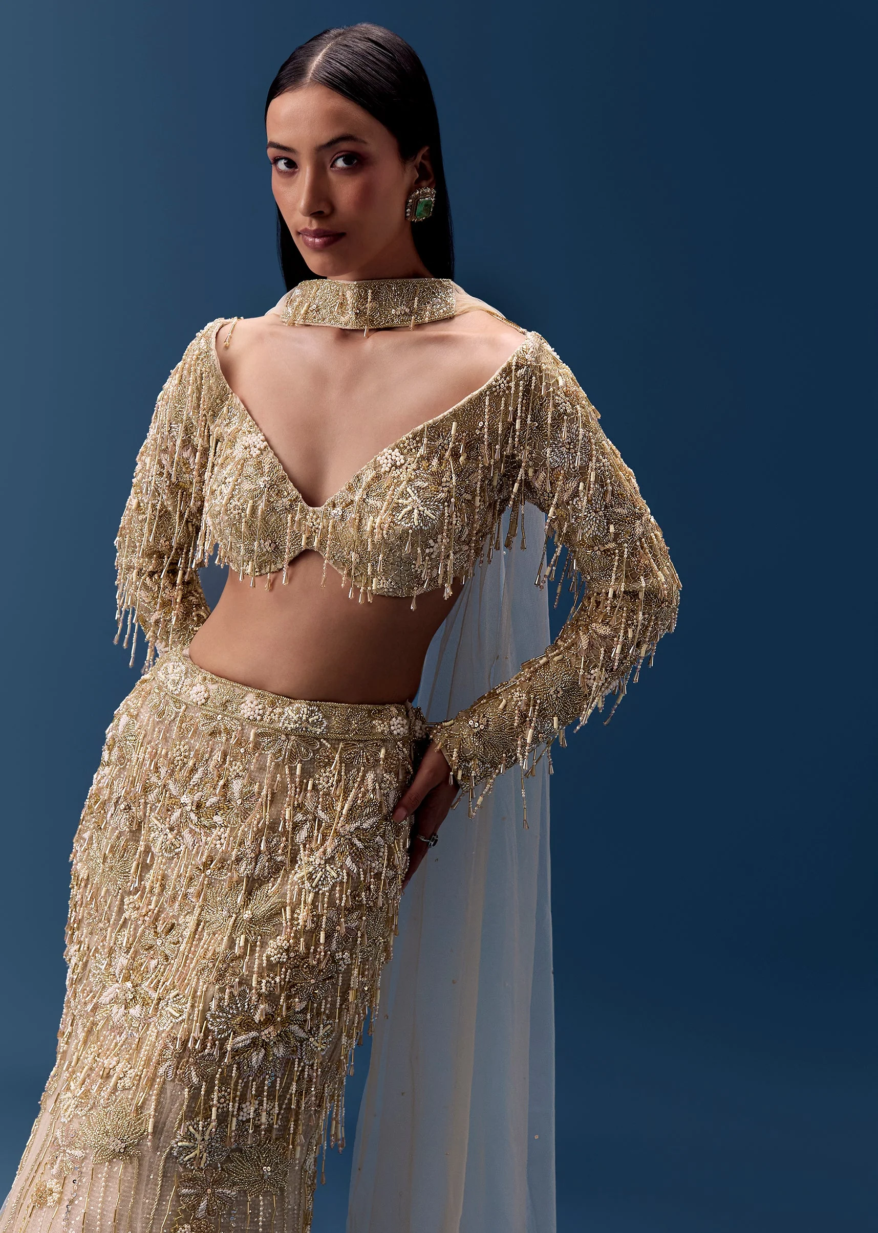 Gold Fishcut Lehenga with Blouse and Choker Dupatta - Image 6