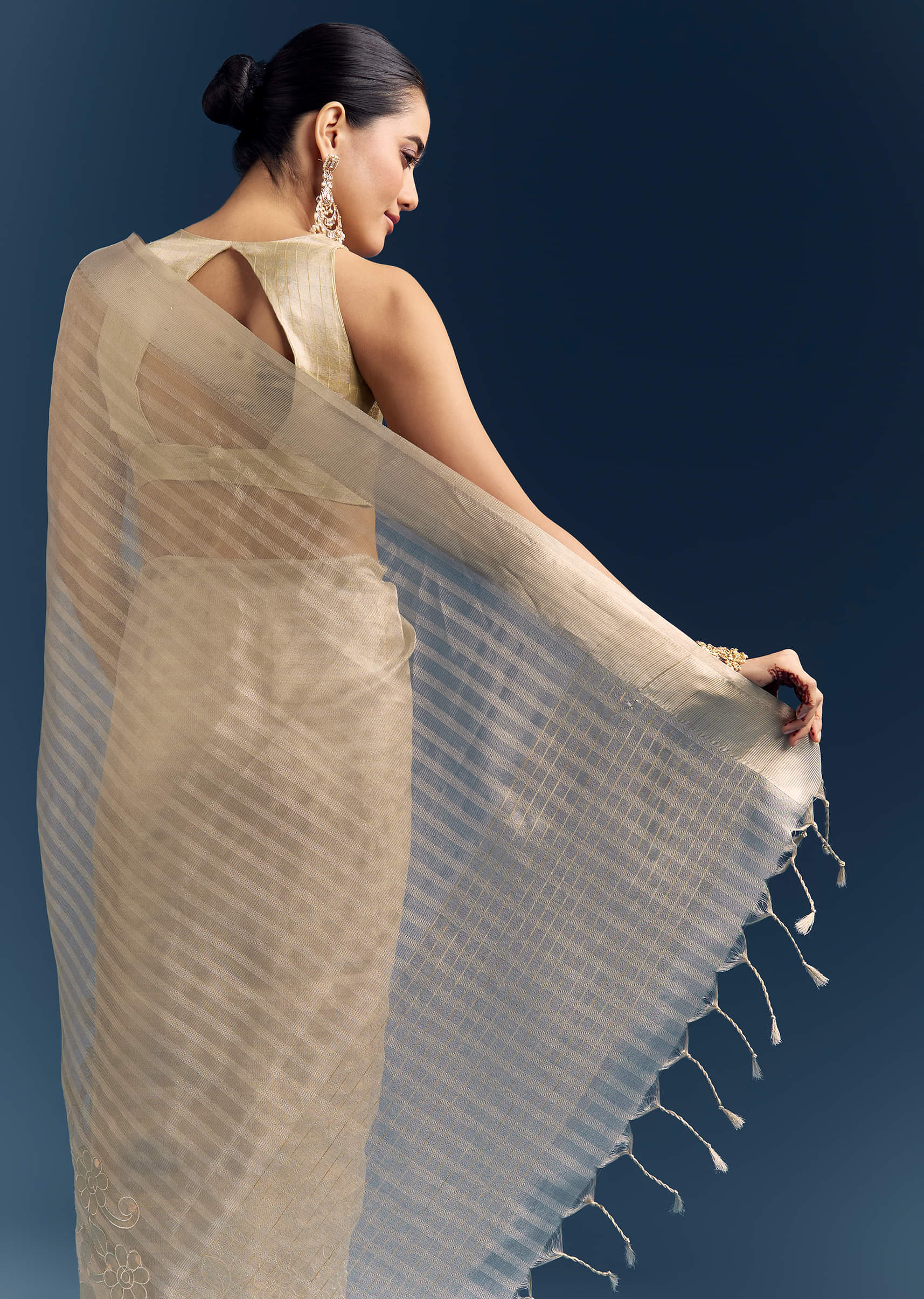 Gold Tissue Organza Saree With Zari And Resham Embroidery - Image 6