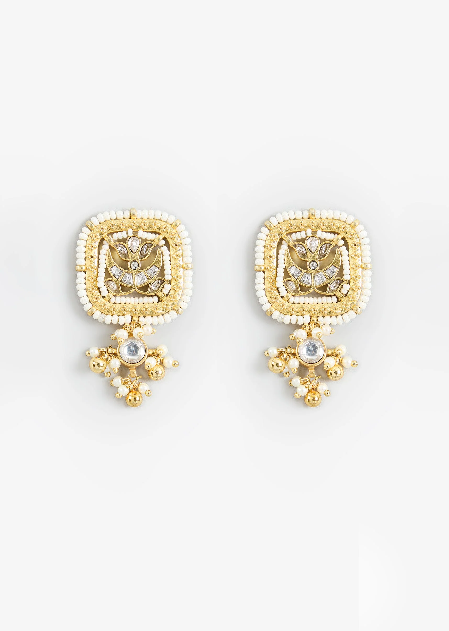 Gold Tone Choker Necklace And Stud Earring Set With Stone Detailing - Image 4
