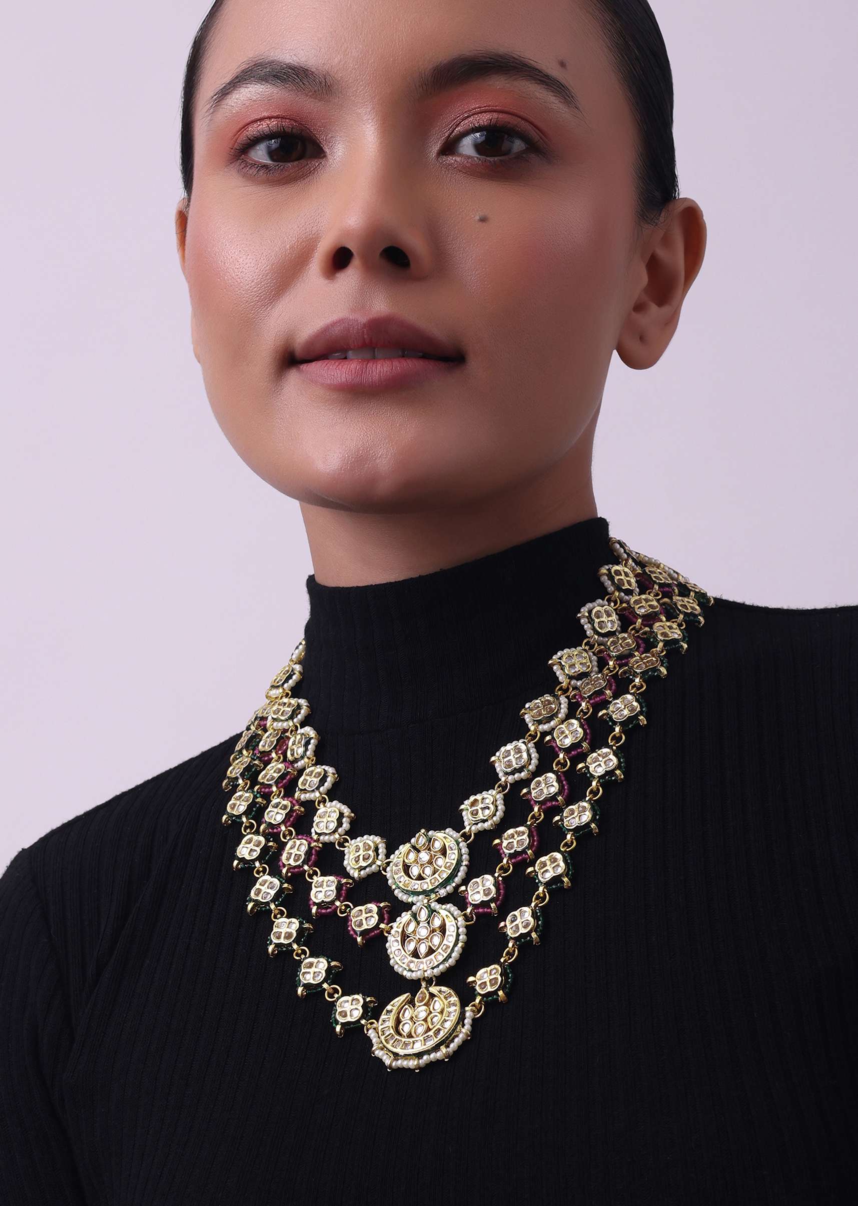 Green And Red Layered Kundan Necklace Set In Mix Metal - Image 2