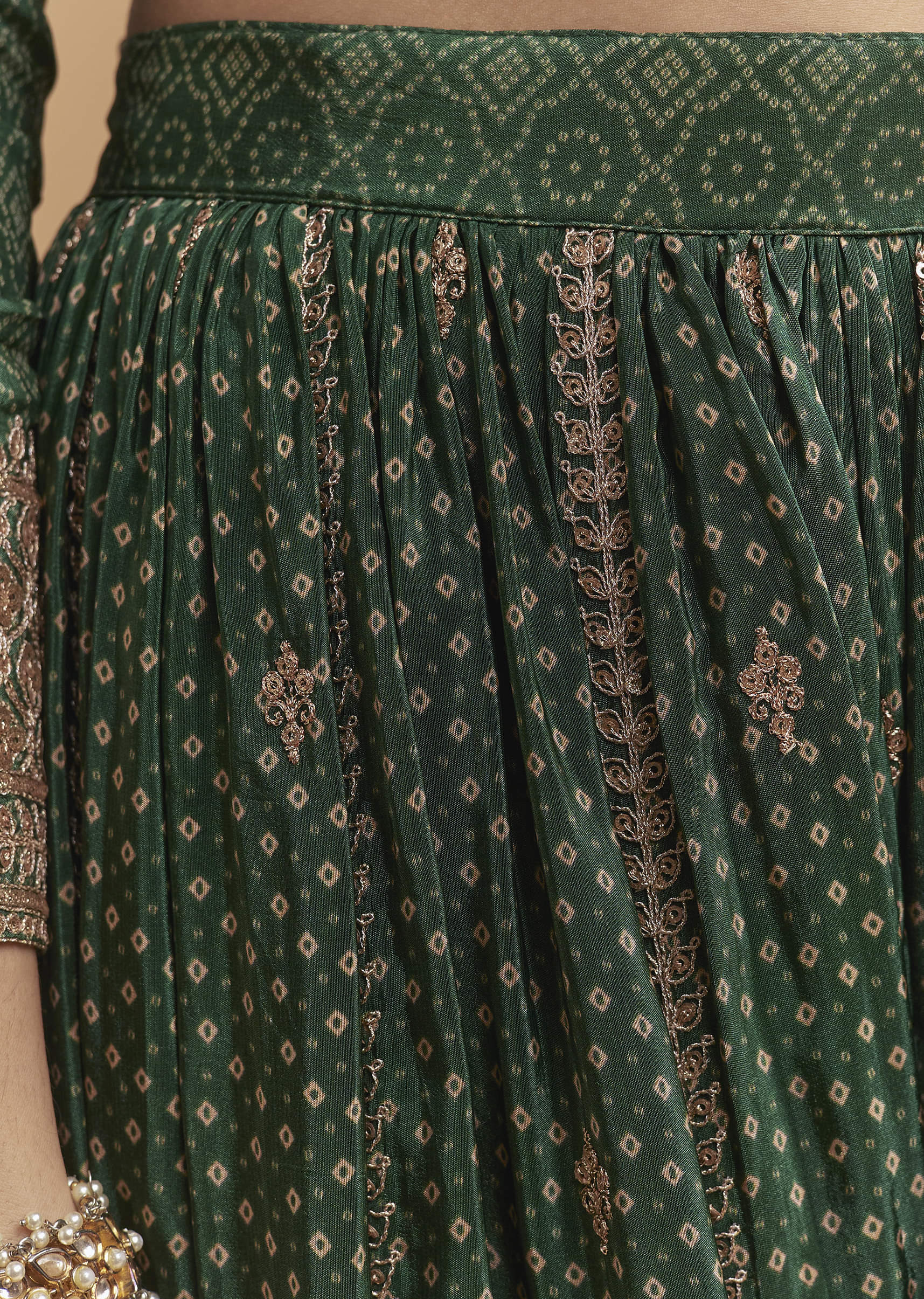 Green Crepe Palazzo Suit With Hand Embroidery And Bandhani Print - Image 6