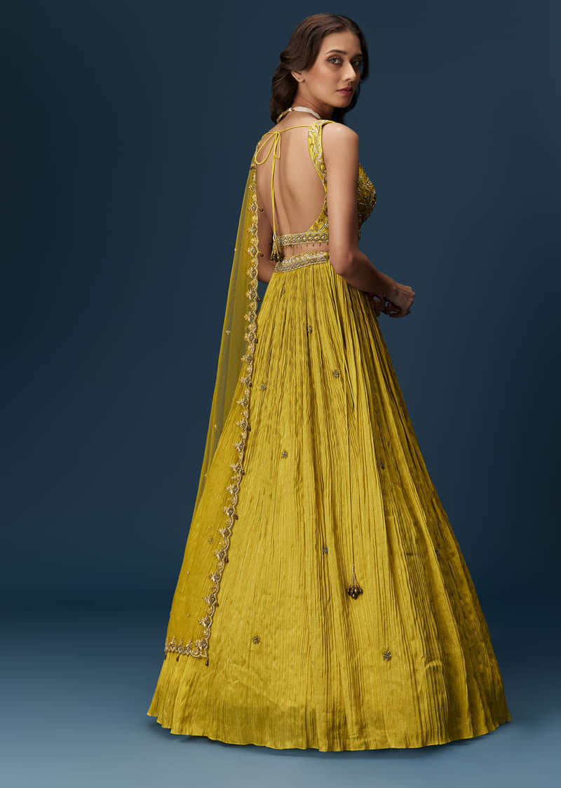 Green Embroidered Bridesmaid Lehenga With Dupatta - Image 3