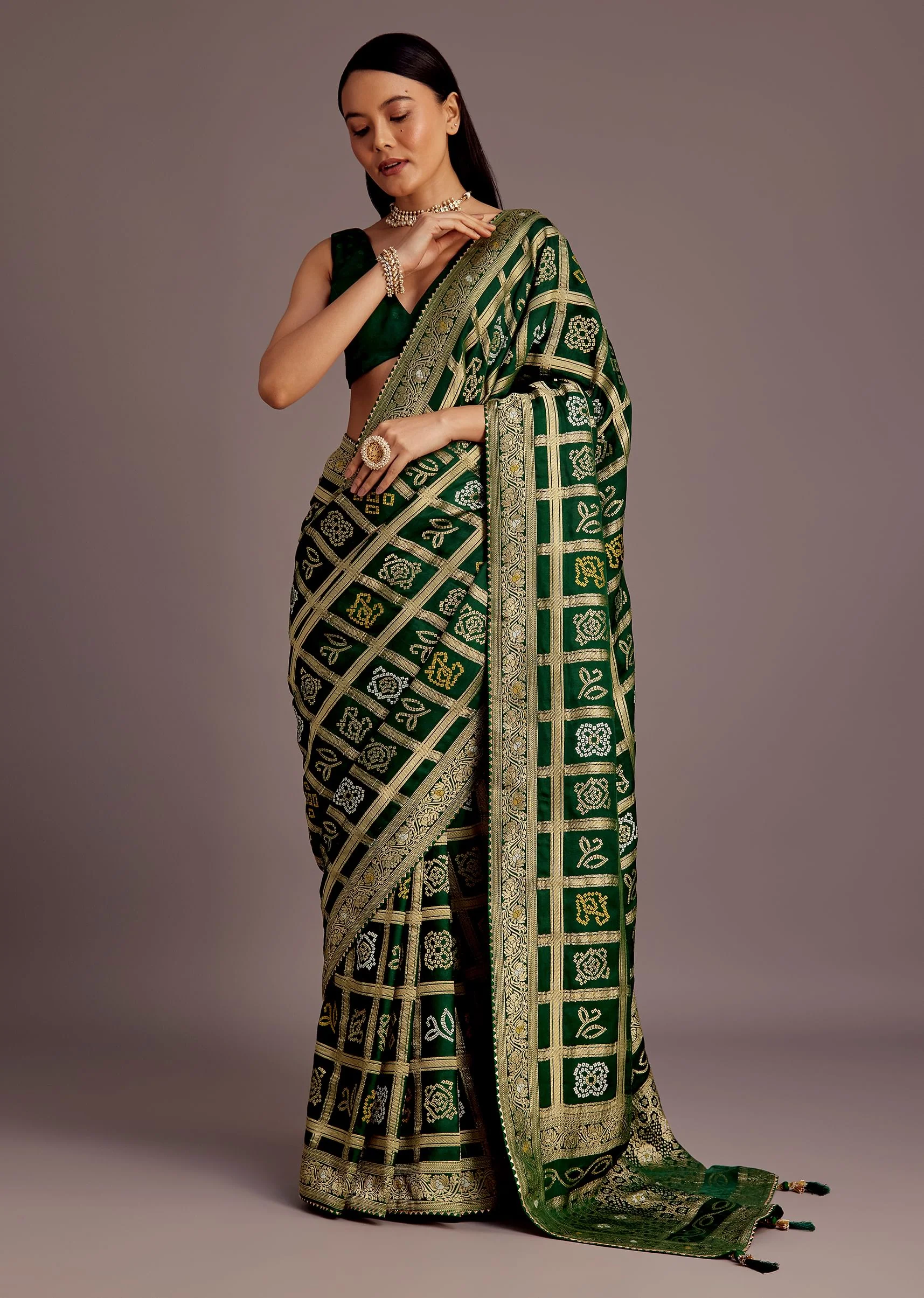 Green Silk Bandhani Woven Saree - Image 2