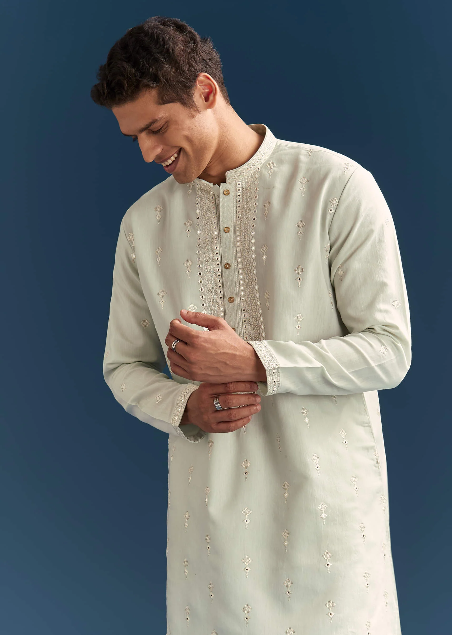 Green Silk Kurta Set For Men With Thread And Mirror Embroidery - Image 3